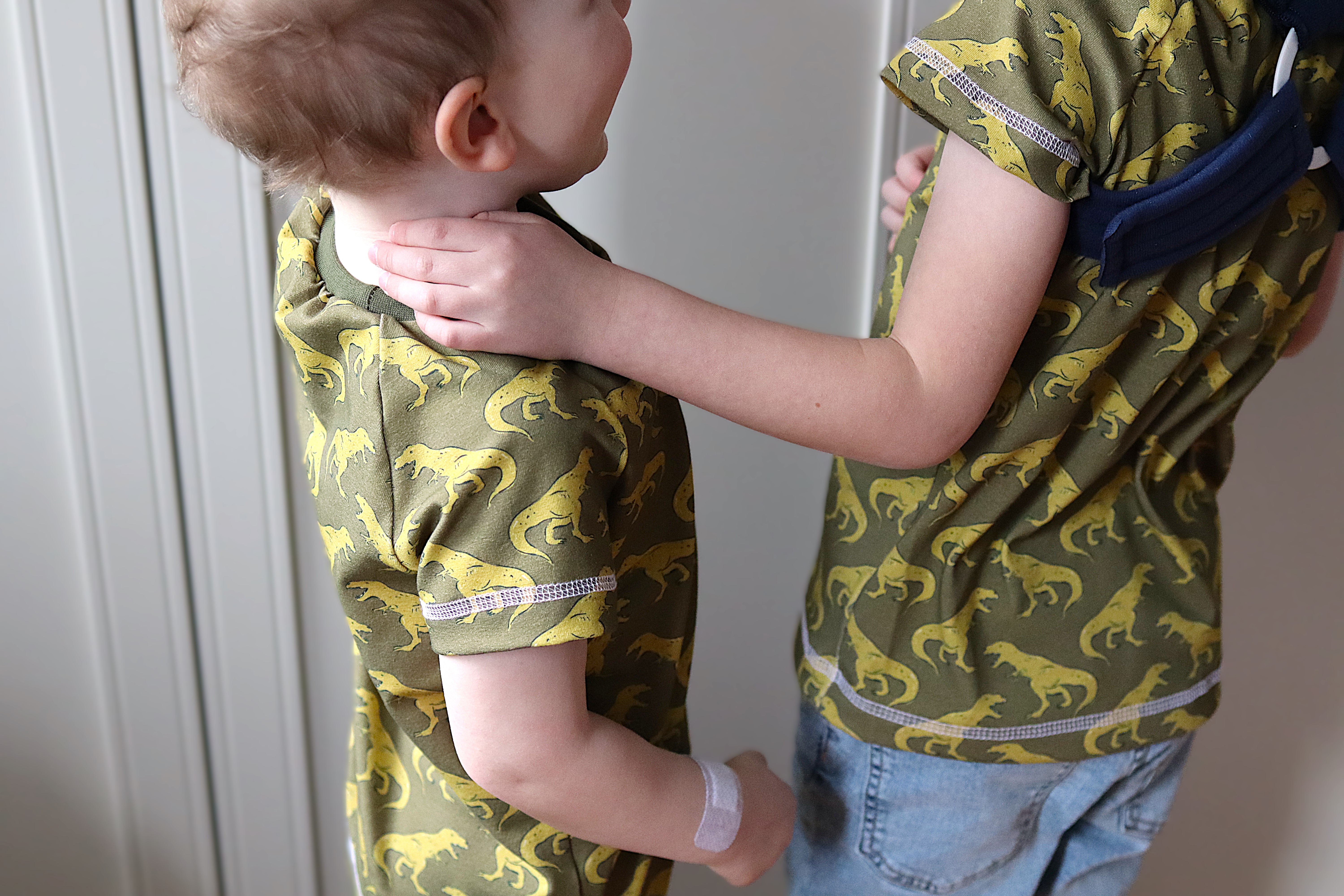 Bio Stoff  - Stone Age Roaring Rex olive