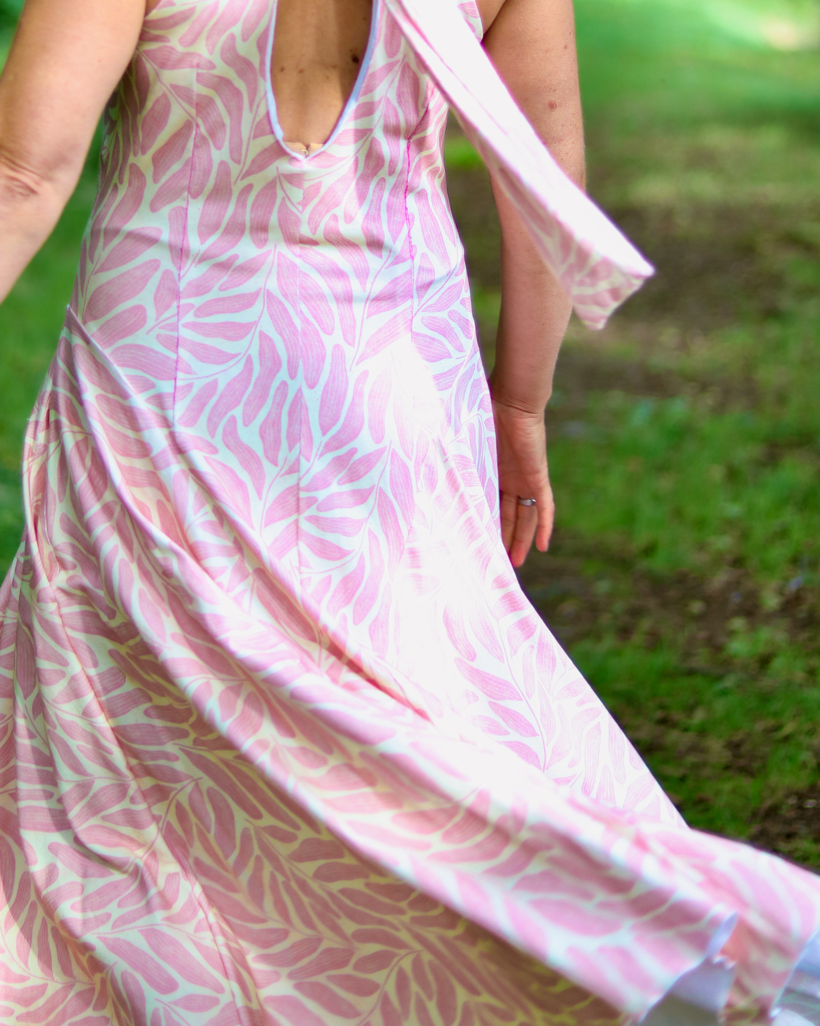 Organic fabric - Safari Luxe Blätter pink