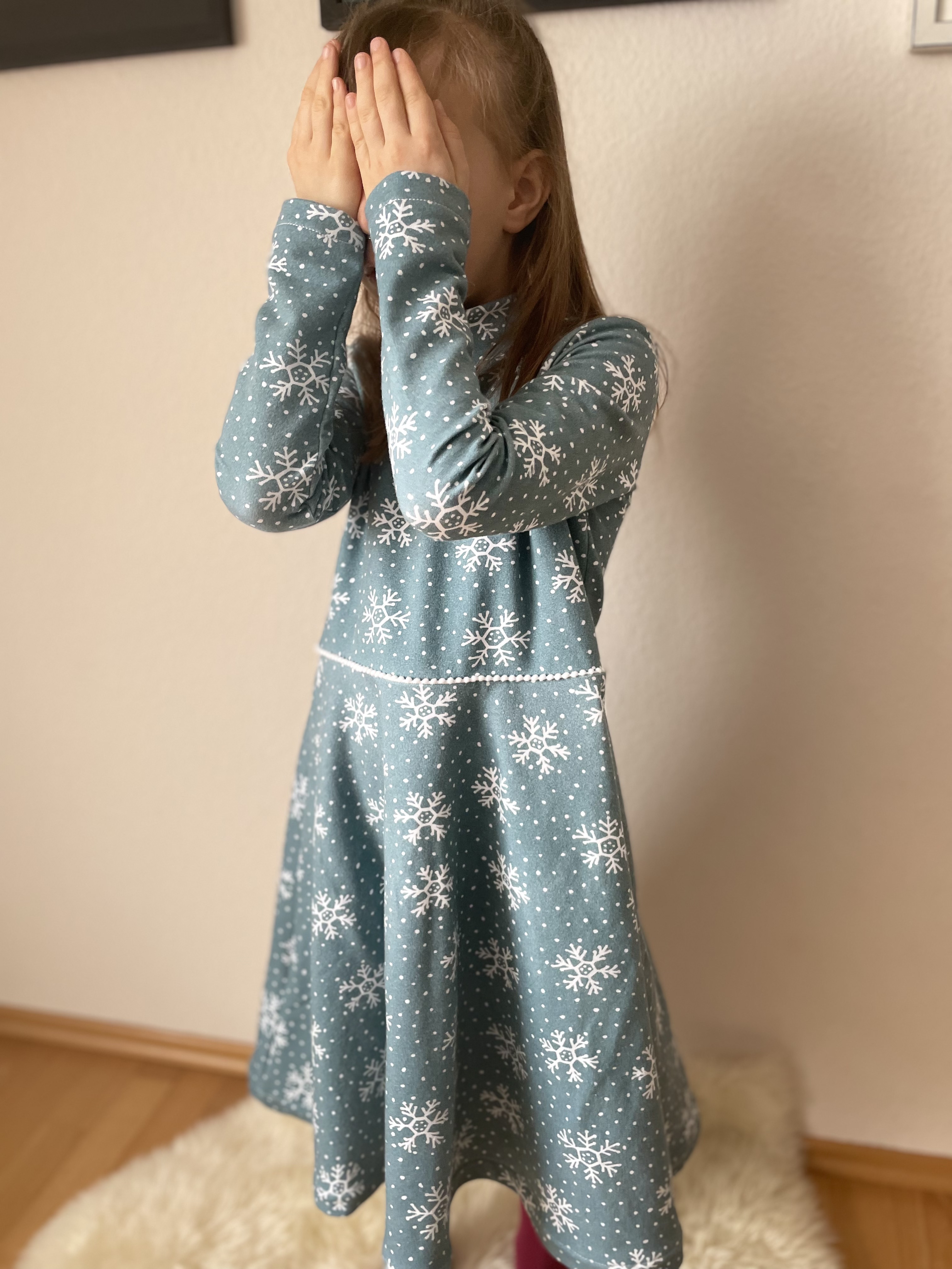 Bio Webware Stoff - Winterflocken Smokey Sky Blue - AndreaMuehlbauer, Winter, petrol, 100% Bio-Baumwolle Bio Webware Stoff - Winterflocken Smokey Sky Blue - AndreaMuehlbauer, Winter, petrol, 100% Bio-Baumwolle