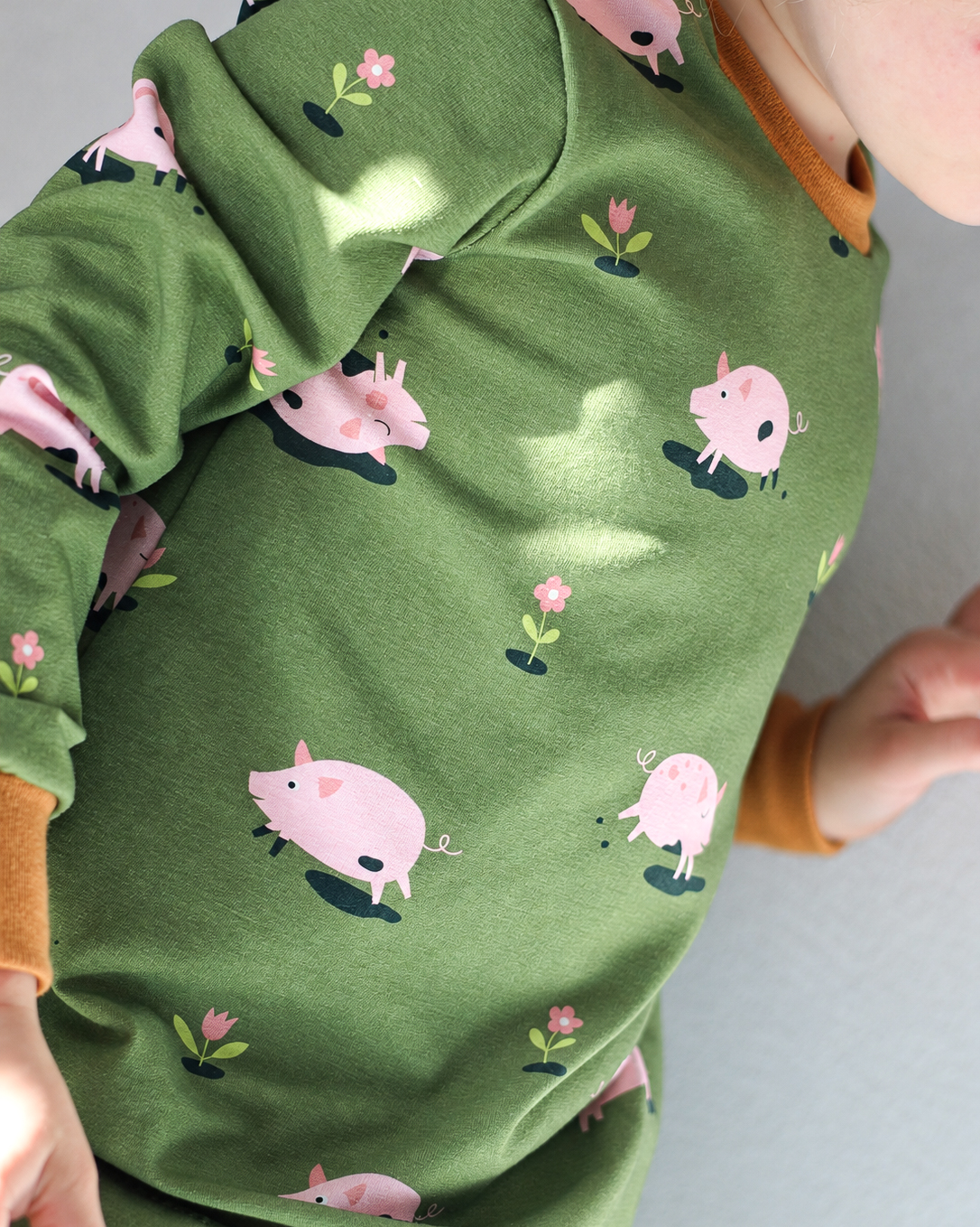 Organic fabric - Oh Schreck, so viel Dreck green