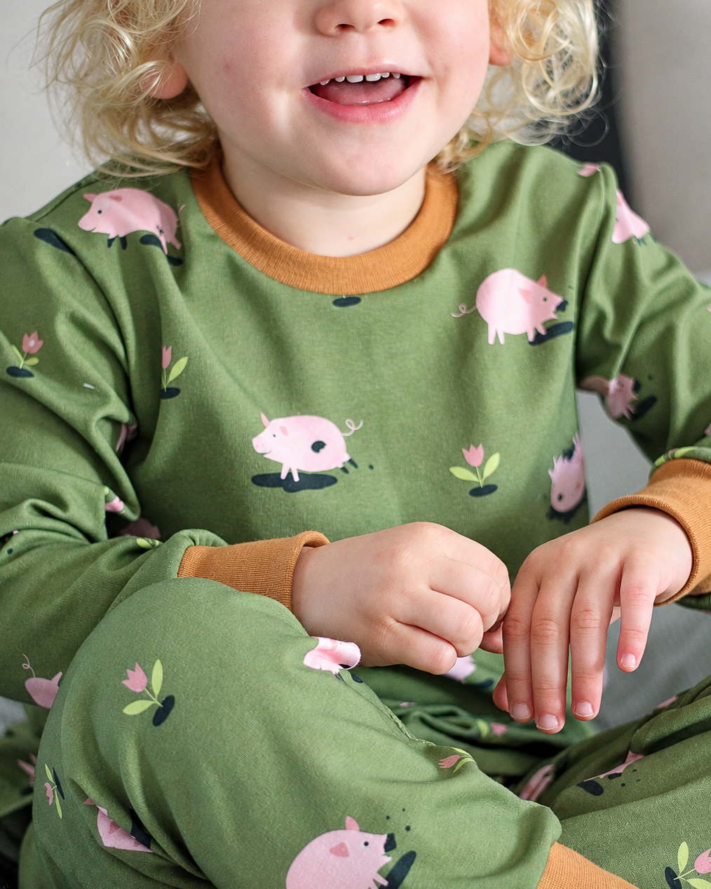 Organic fabric - Oh Schreck, so viel Dreck green