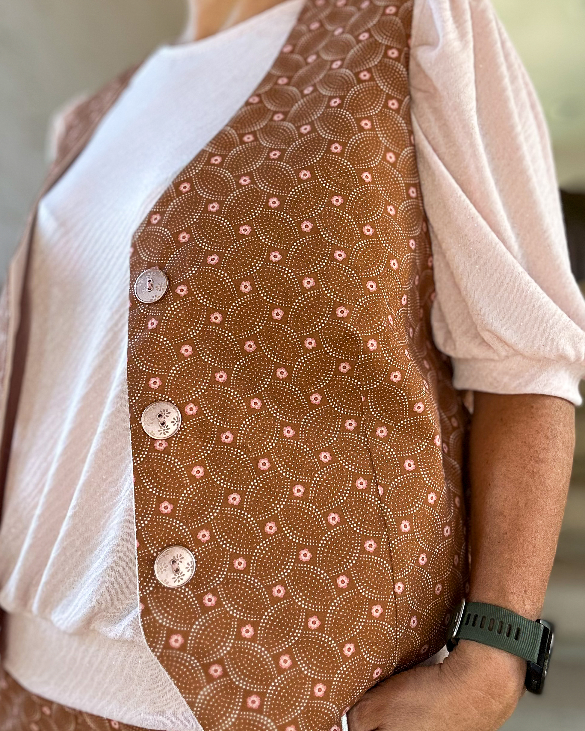 Bio Stoff  - Woven Dots braun