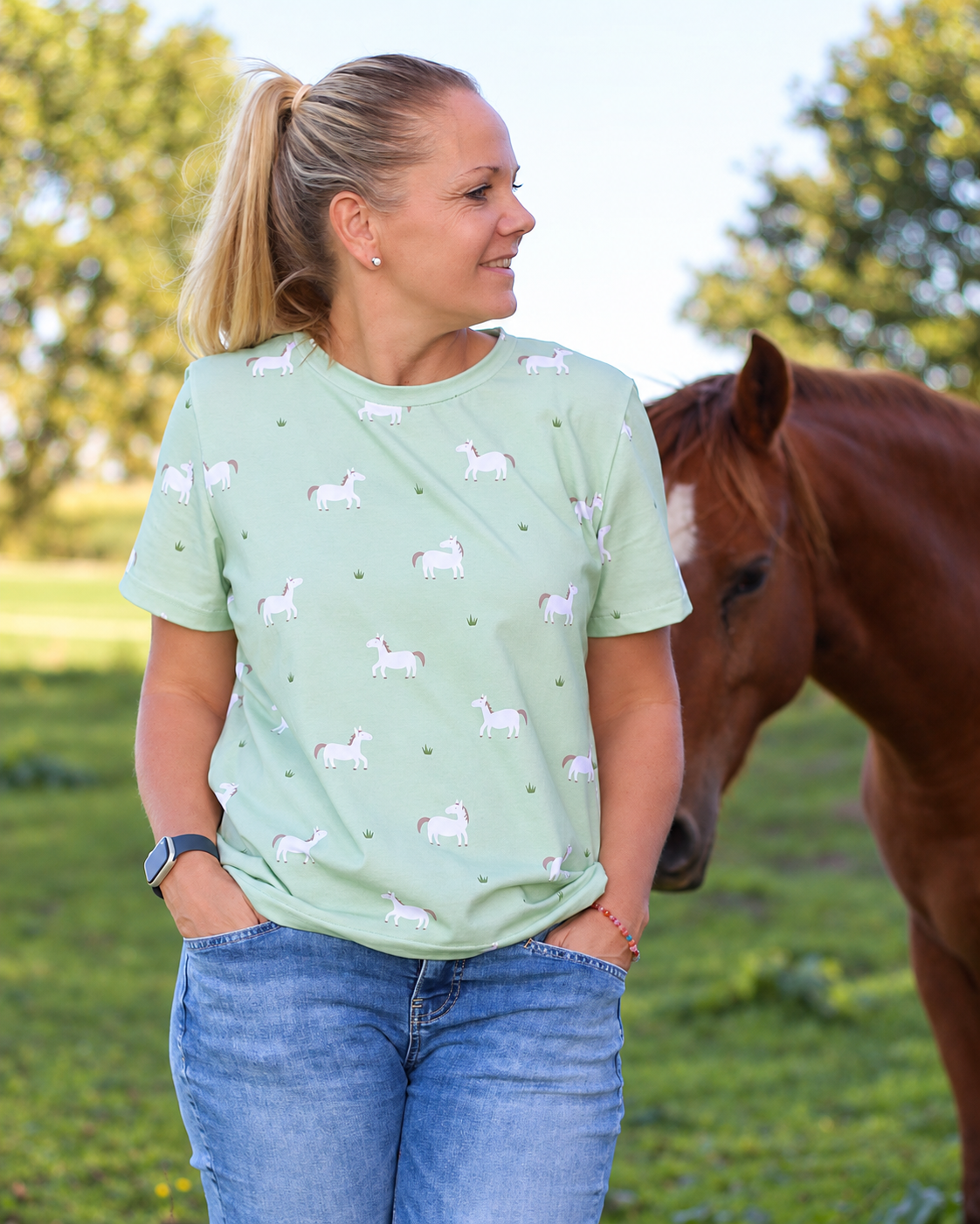 Organic fabric - Pferde im Grünen