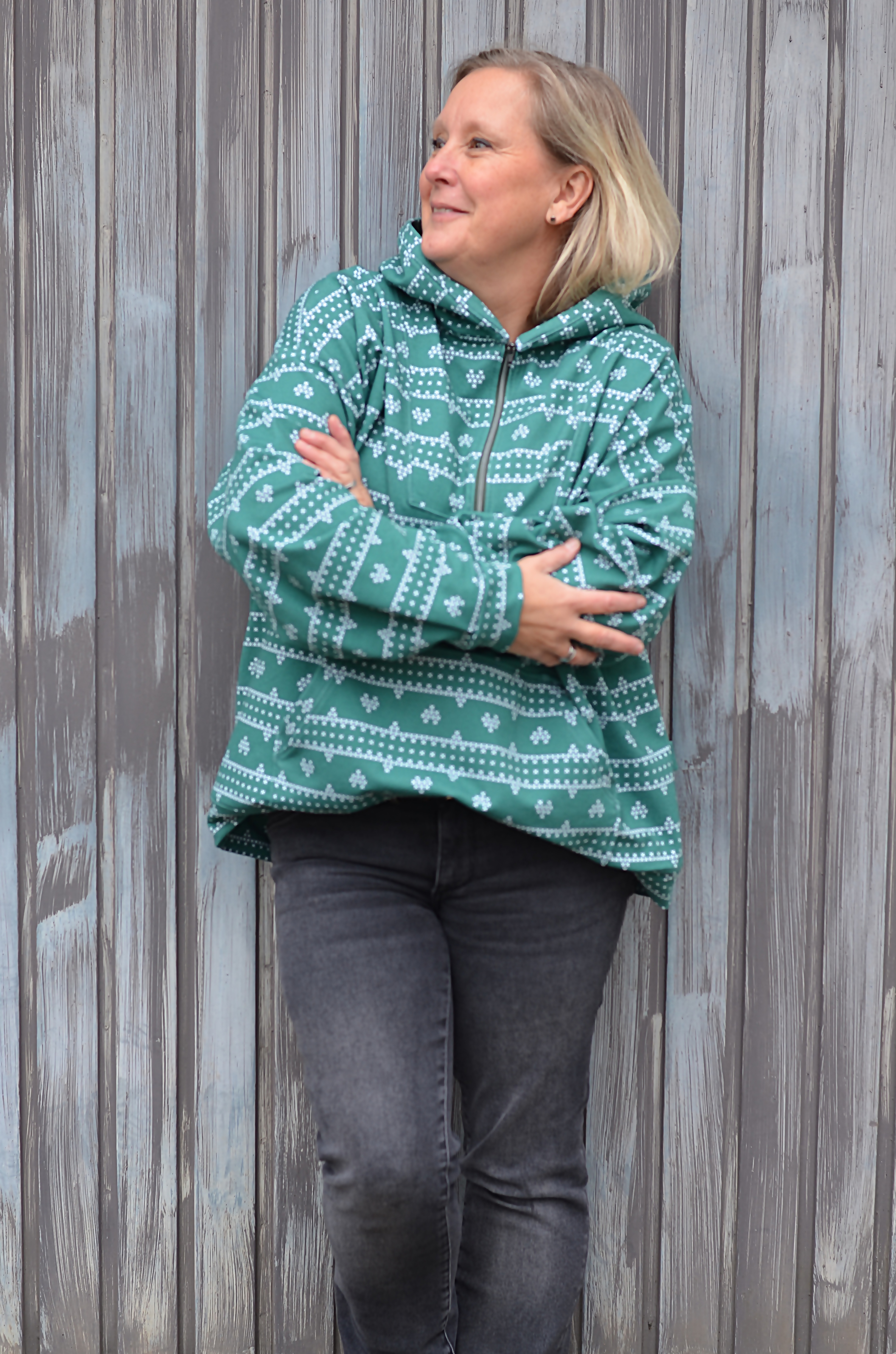 Bio Fabric - Cross-Stitch Heart Border green