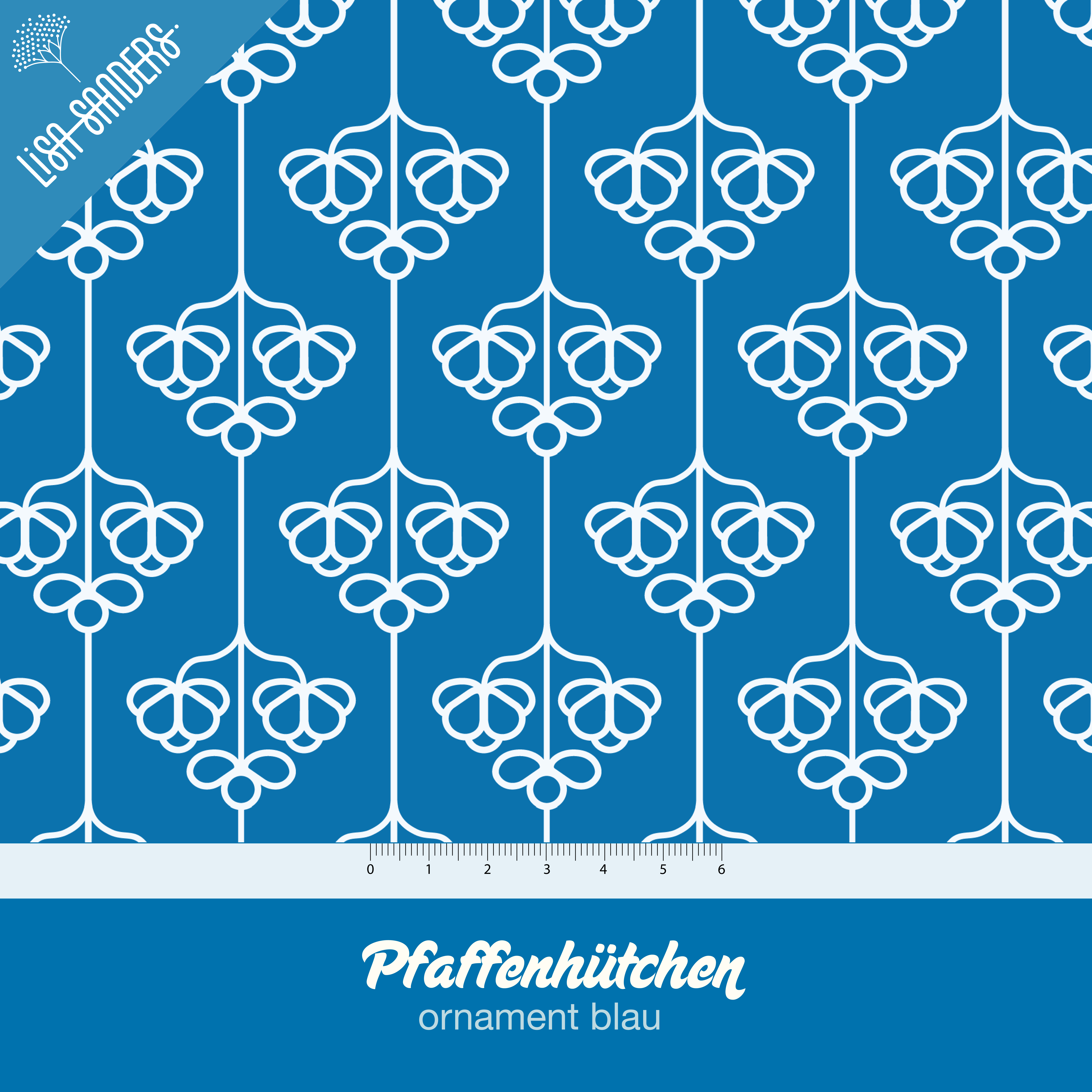 Bio Stoff - Pfaffenhuetchen Ornament Blau von Lisa Sanders in blau Bio Stoff - Pfaffenhuetchen Ornament Blau von Lisa Sanders in blau