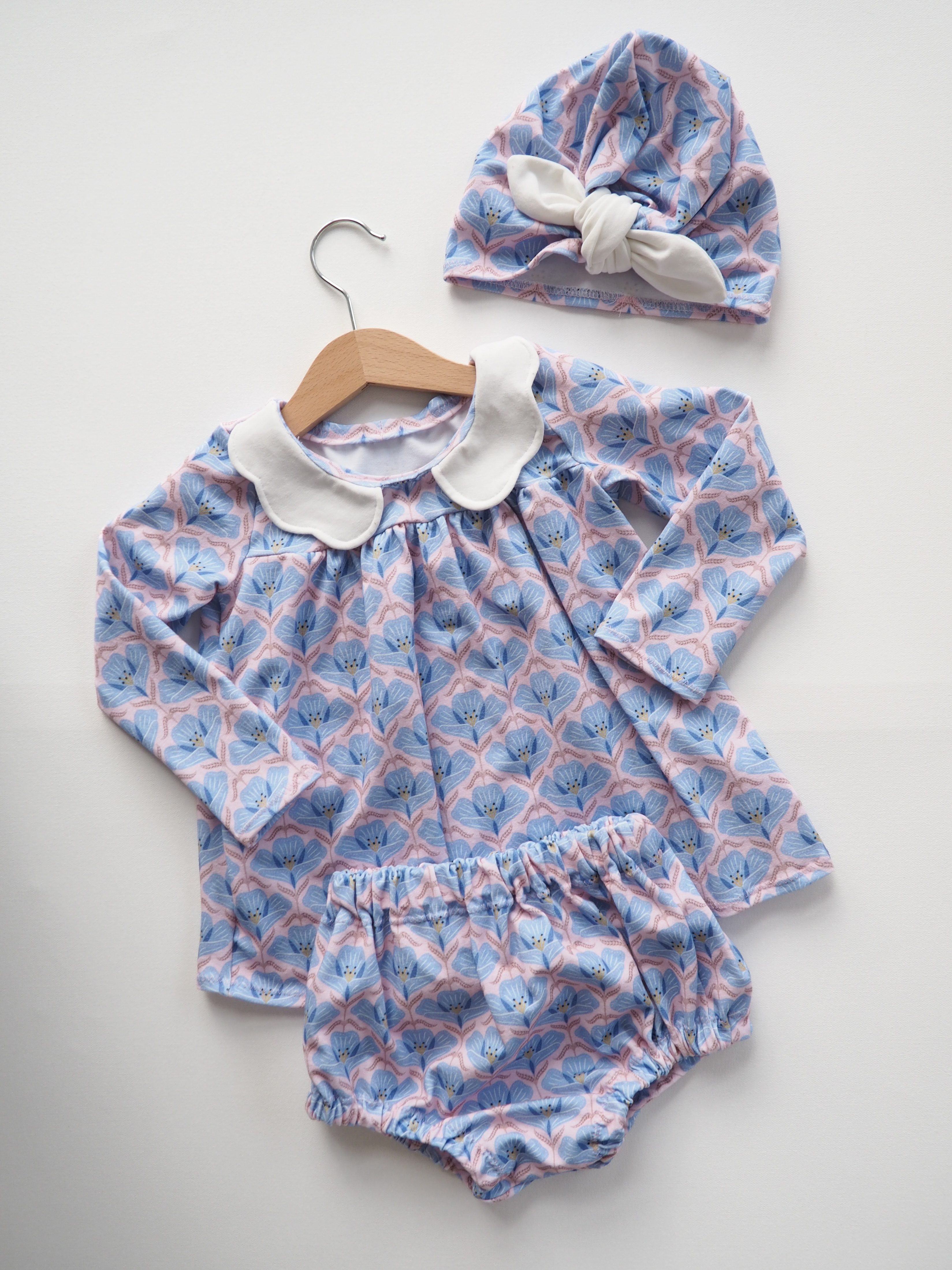 Bio Stoff  - Preppy Spring Big Buttercup blau