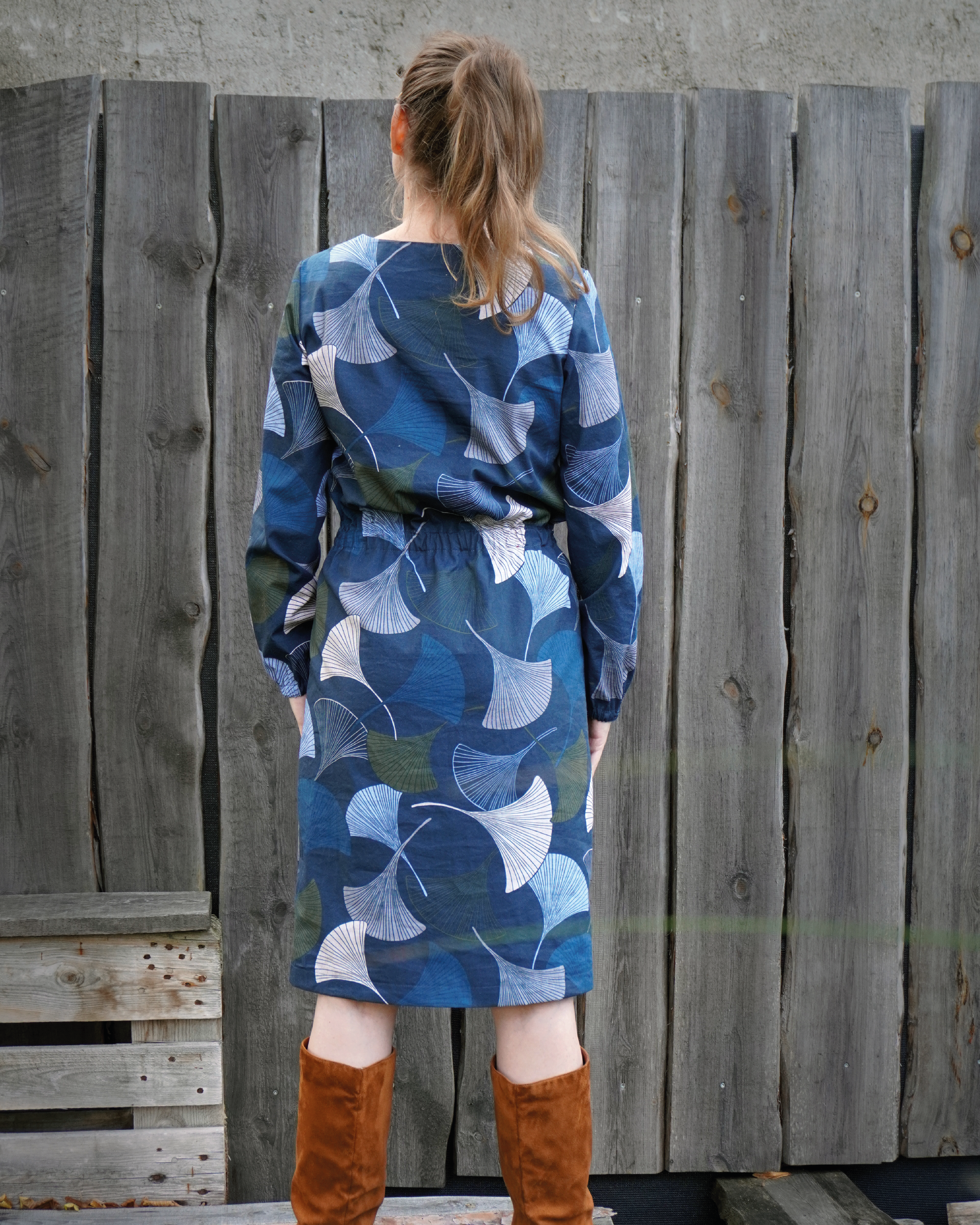 Organic Fabric - Ginkgo Leaves Petrol by Alexandra Weise in petrol