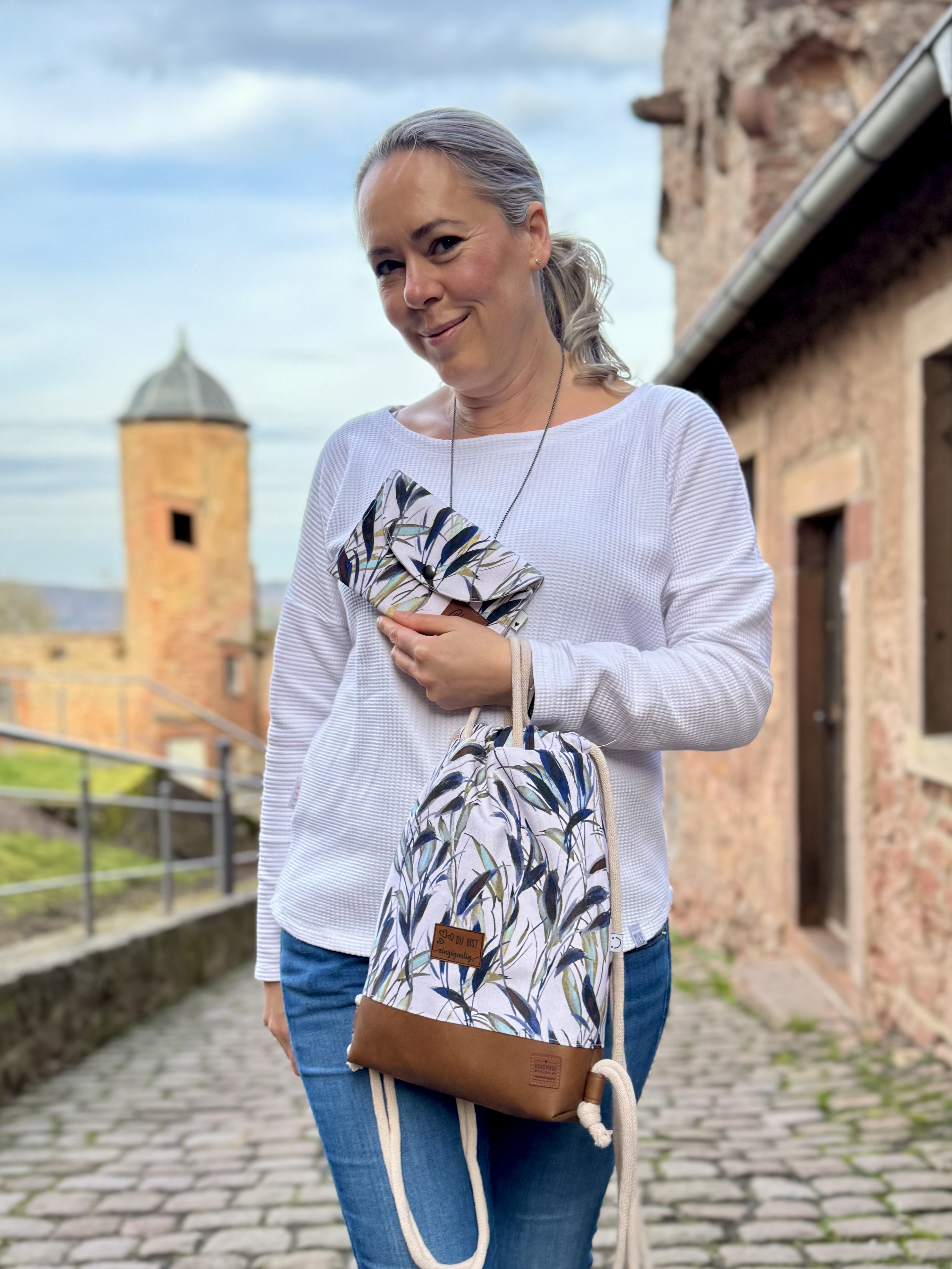 Bio Stoff - Summerleaves Blue von Kristin Tessen in blau