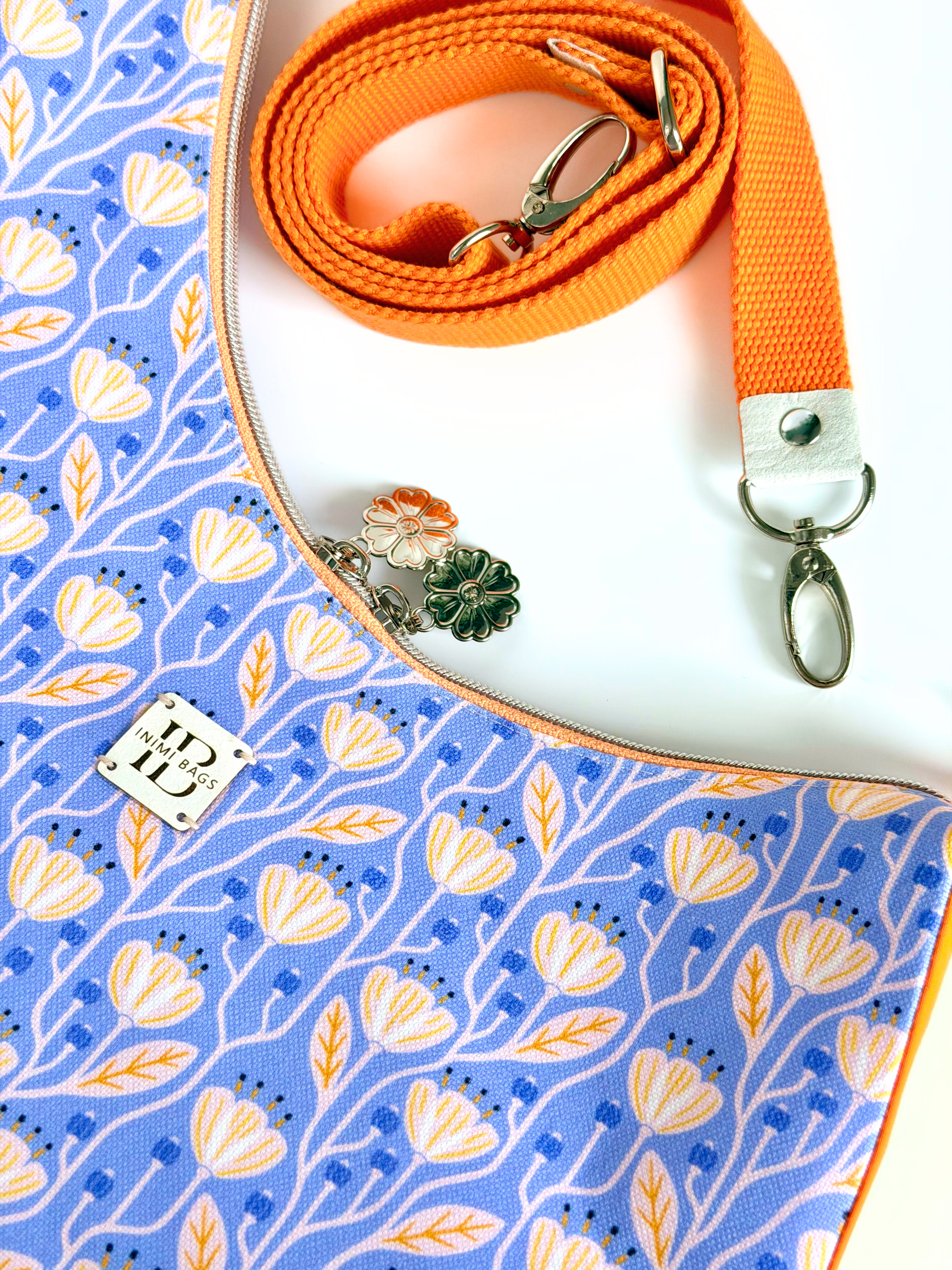 Bio Stoff  - Preppy Spring Growing Buttercups blau