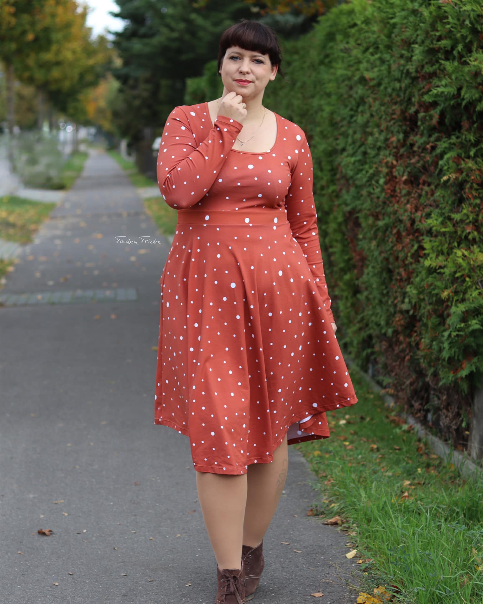Bio Jersey Stoff - Sweet Christmas Dots Erdbeer - DewiStudio, Punkte, rosa, Breite 150 cm Bio Jersey Stoff - Sweet Christmas Dots Erdbeer - DewiStudio, Punkte, rosa, Breite 150 cm