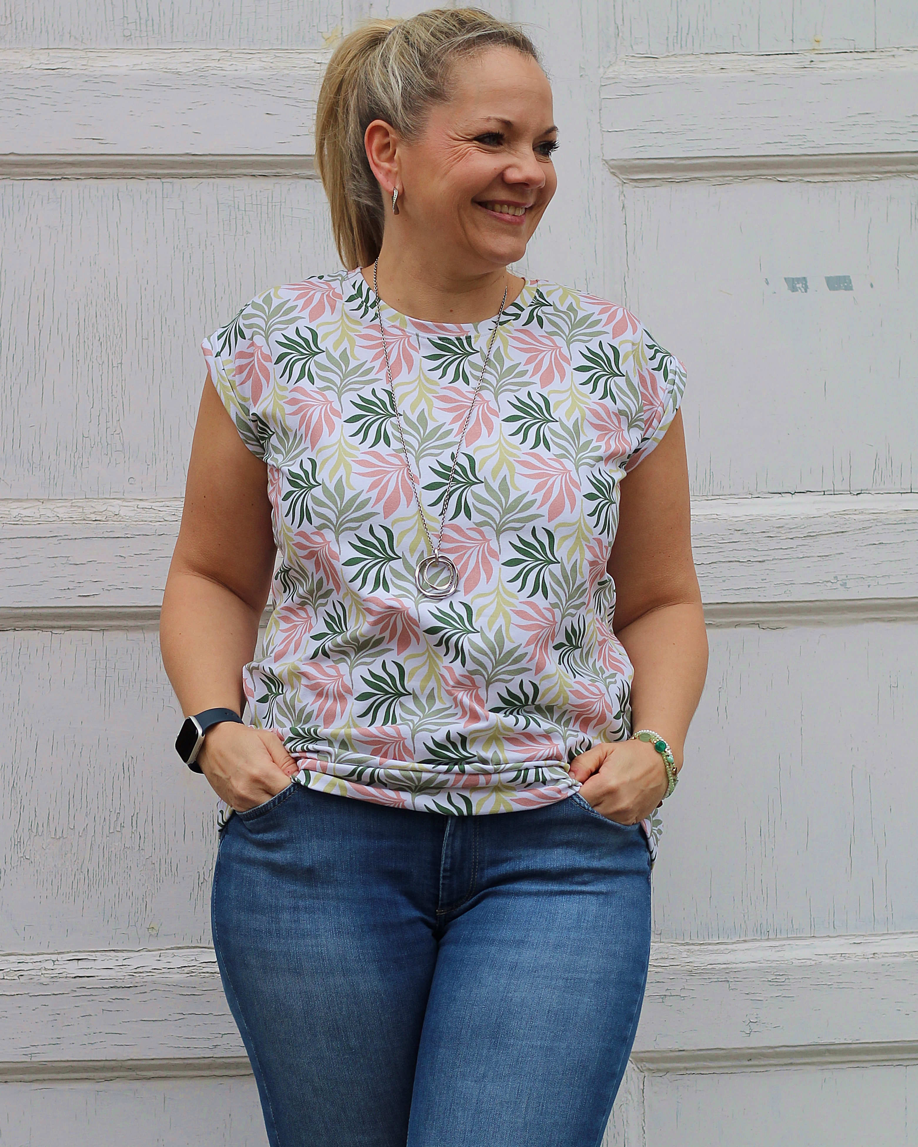 Bio Stoff  - Sanfte Tropenblätter bunt