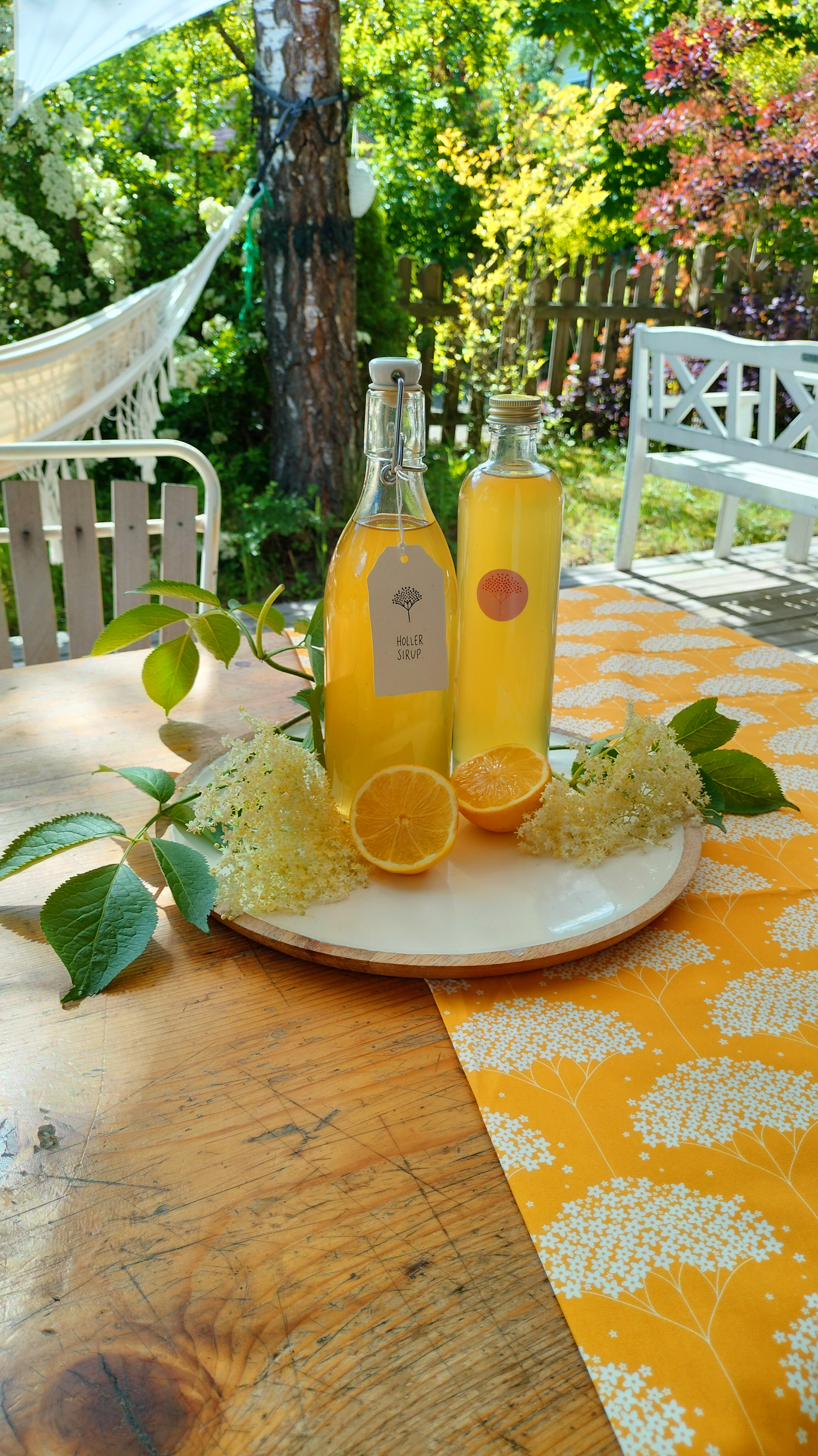 Bio Webware Stoff  -  Elderflower  - LisaSanders, weiß, gelb, Floral & Blumen, Blätter & Ranken, 100% Bio-Baumwolle