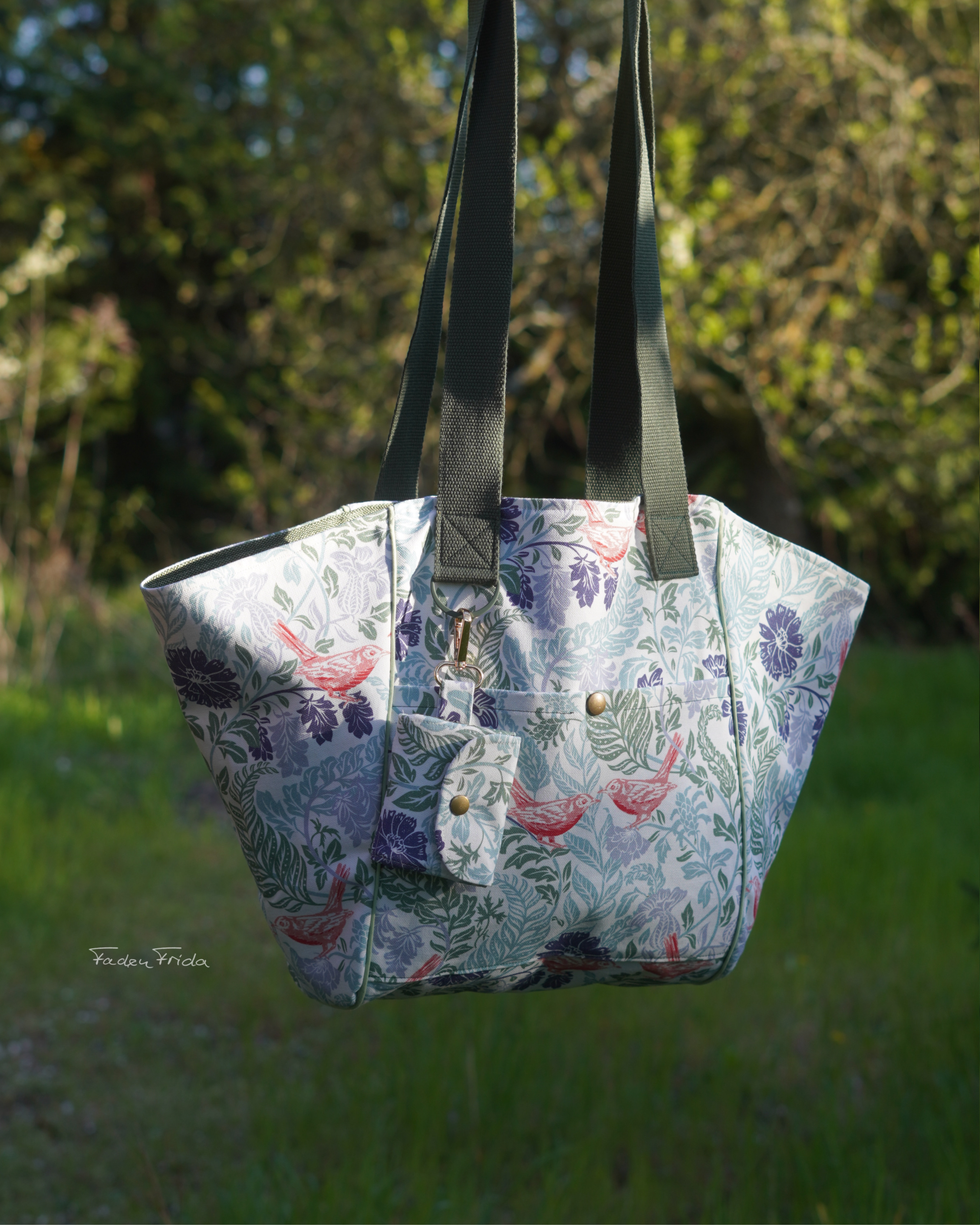 Bio Stoff  -  Botanical Cottage