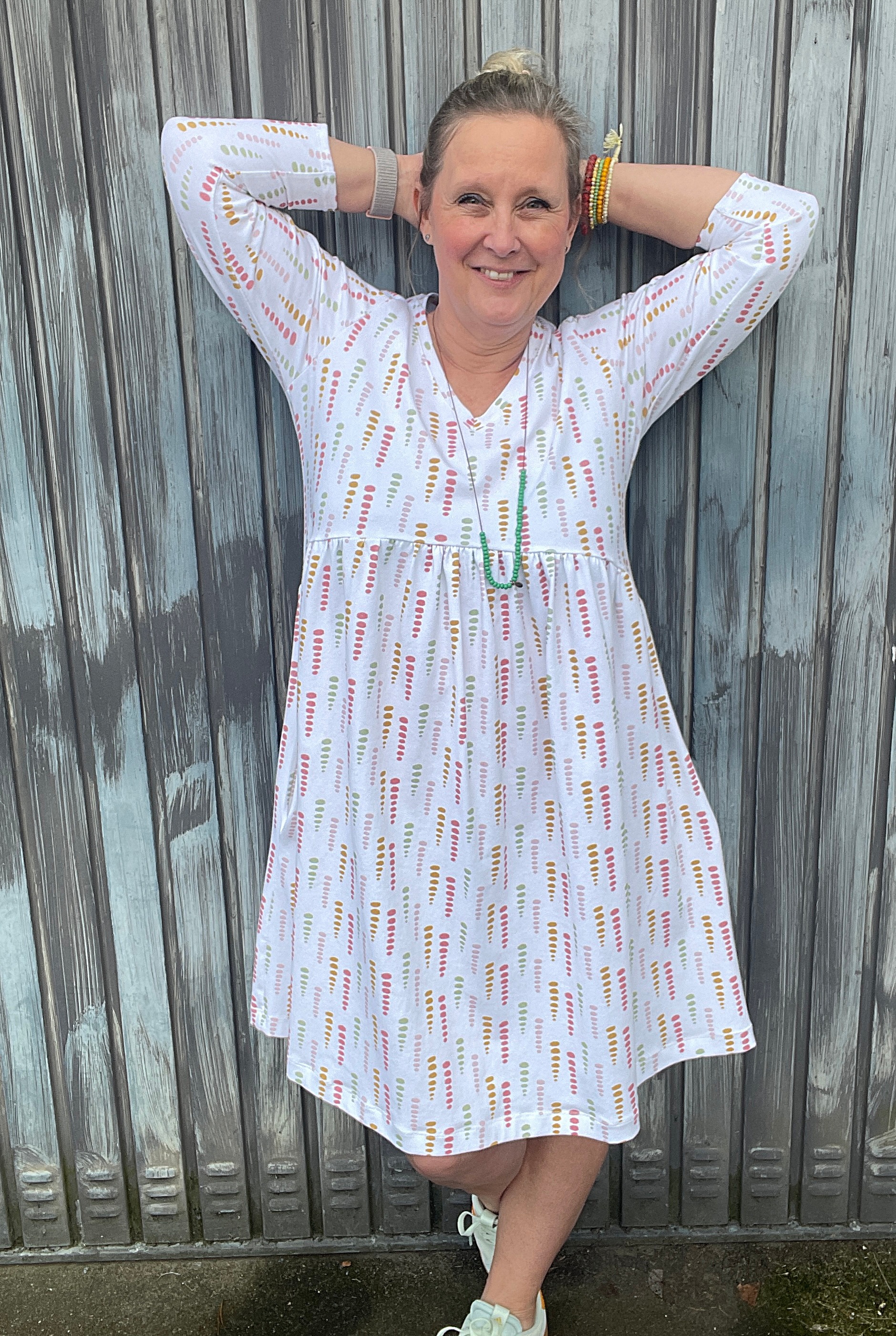 Bio Stoff  - Punkteregen blau