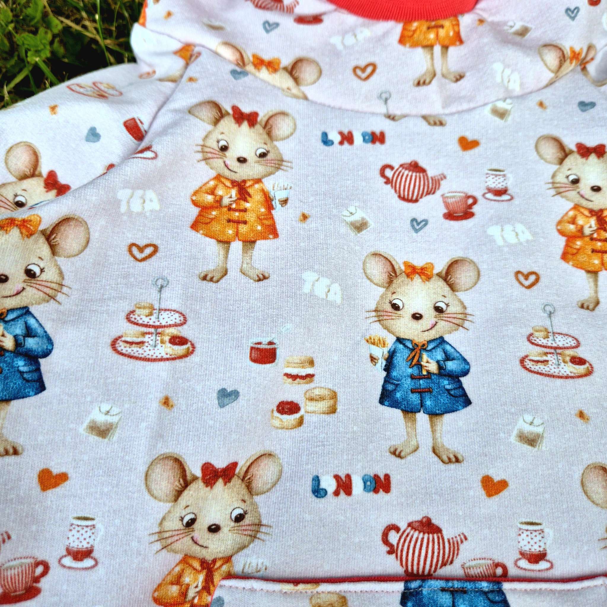 Bio Fabric - Hello London Combo Check Umbrellas by Pretty Little Pigs in red