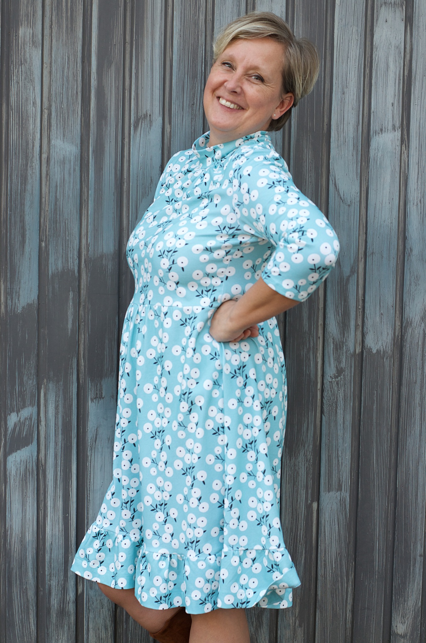 Bio Summersweat Stoff  -  Schneebeere  - LisaSanders, Blätter & Ranken, Punkte, petrol, Breite 150 cm