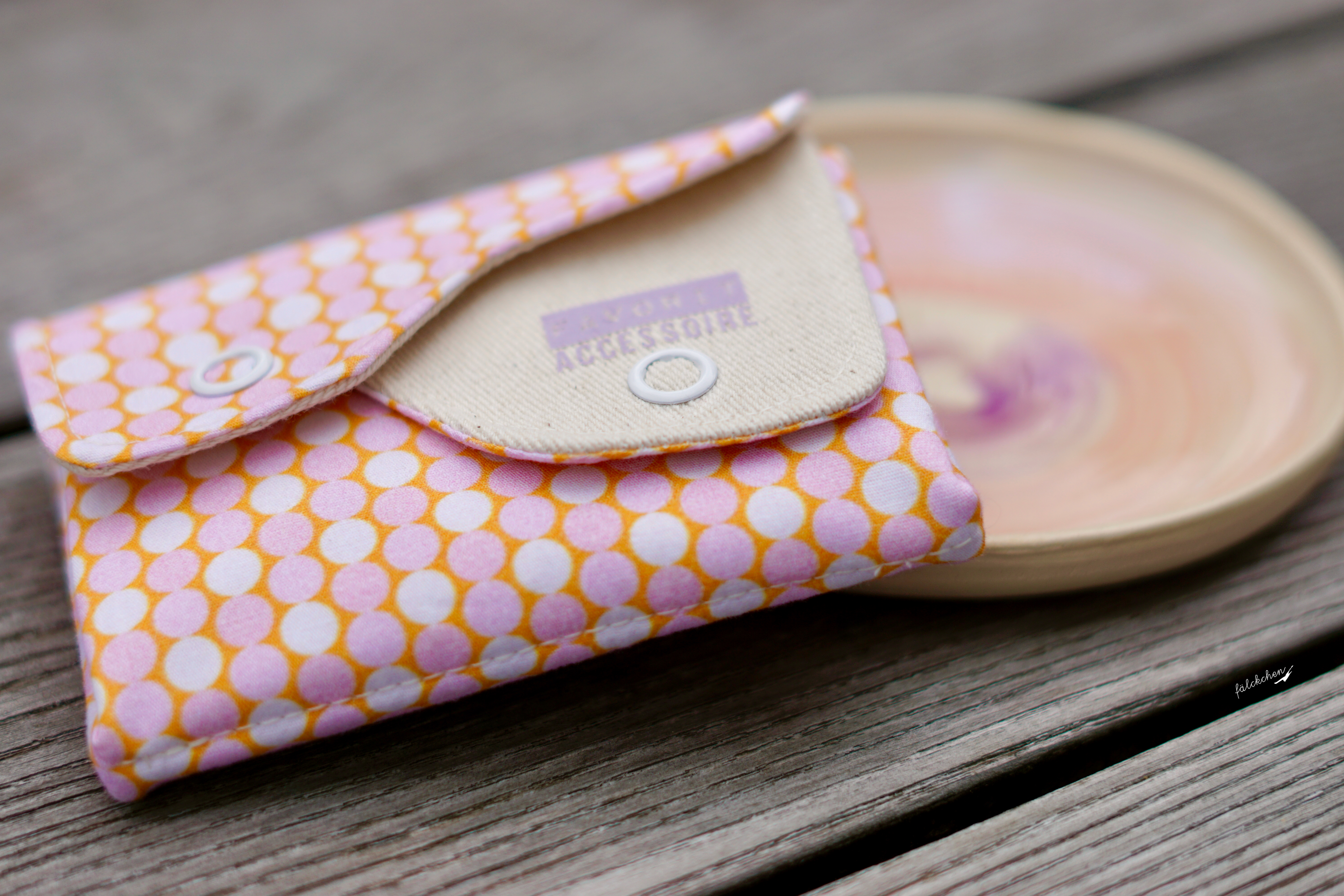 Organic fabric - Lilla Bollar orange, dots