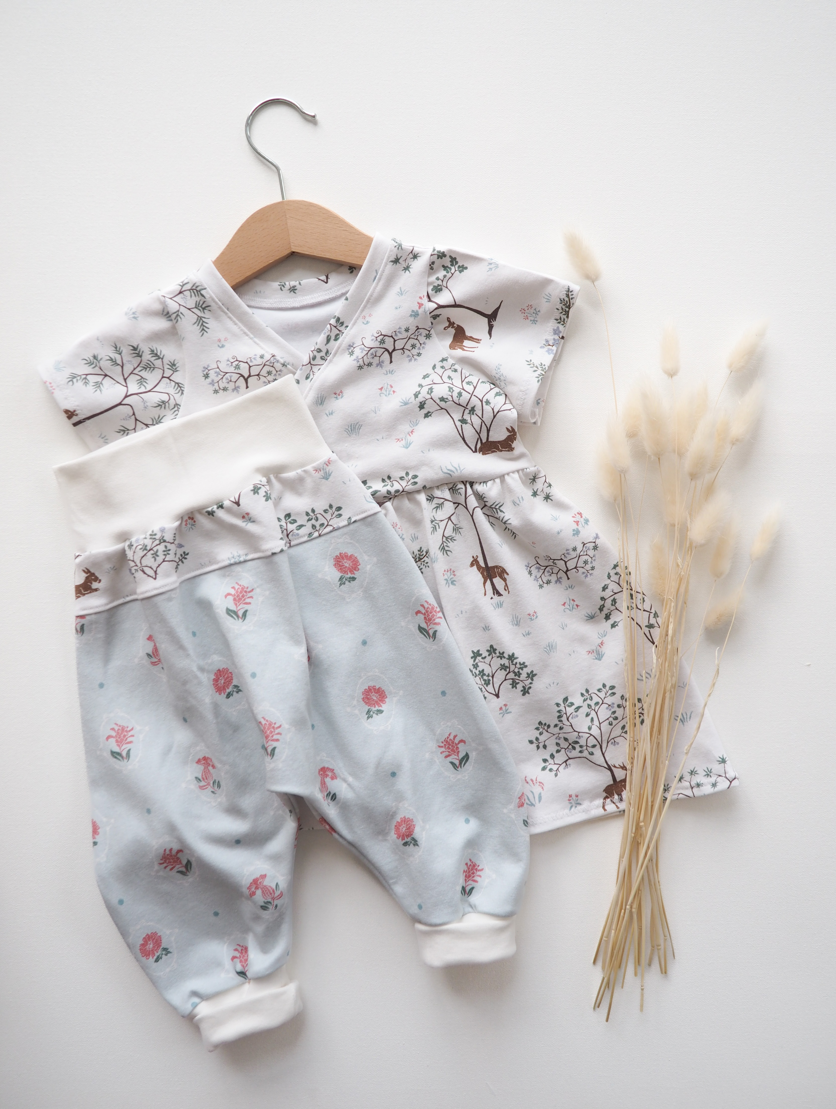 Bio Stoff  -  Botanical Cottage Floret mint