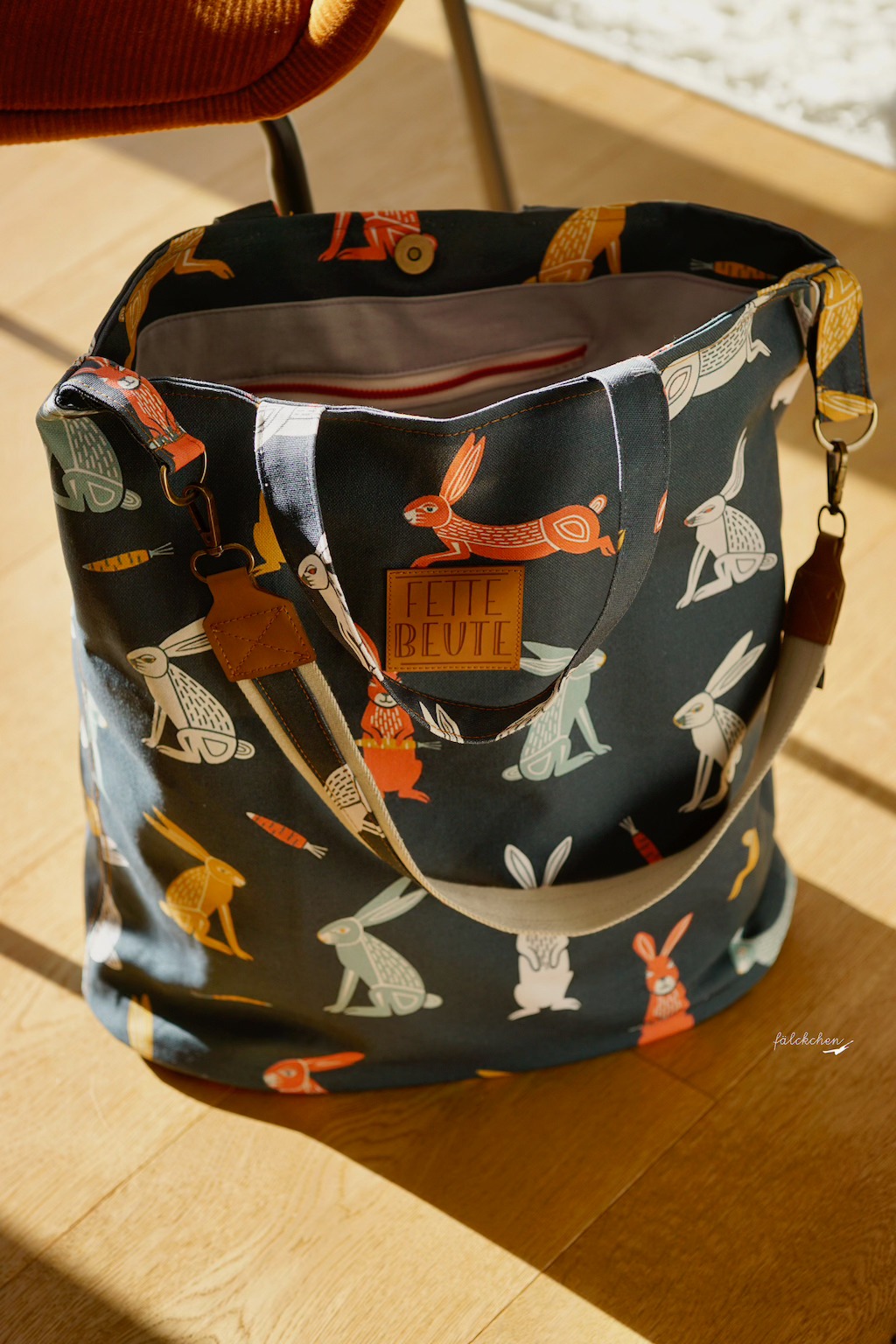 Bio Webware Stoff  -  Ein Garten voller Hasen  - DalightDesign, Tiere, rosa, 100% Bio-Baumwolle