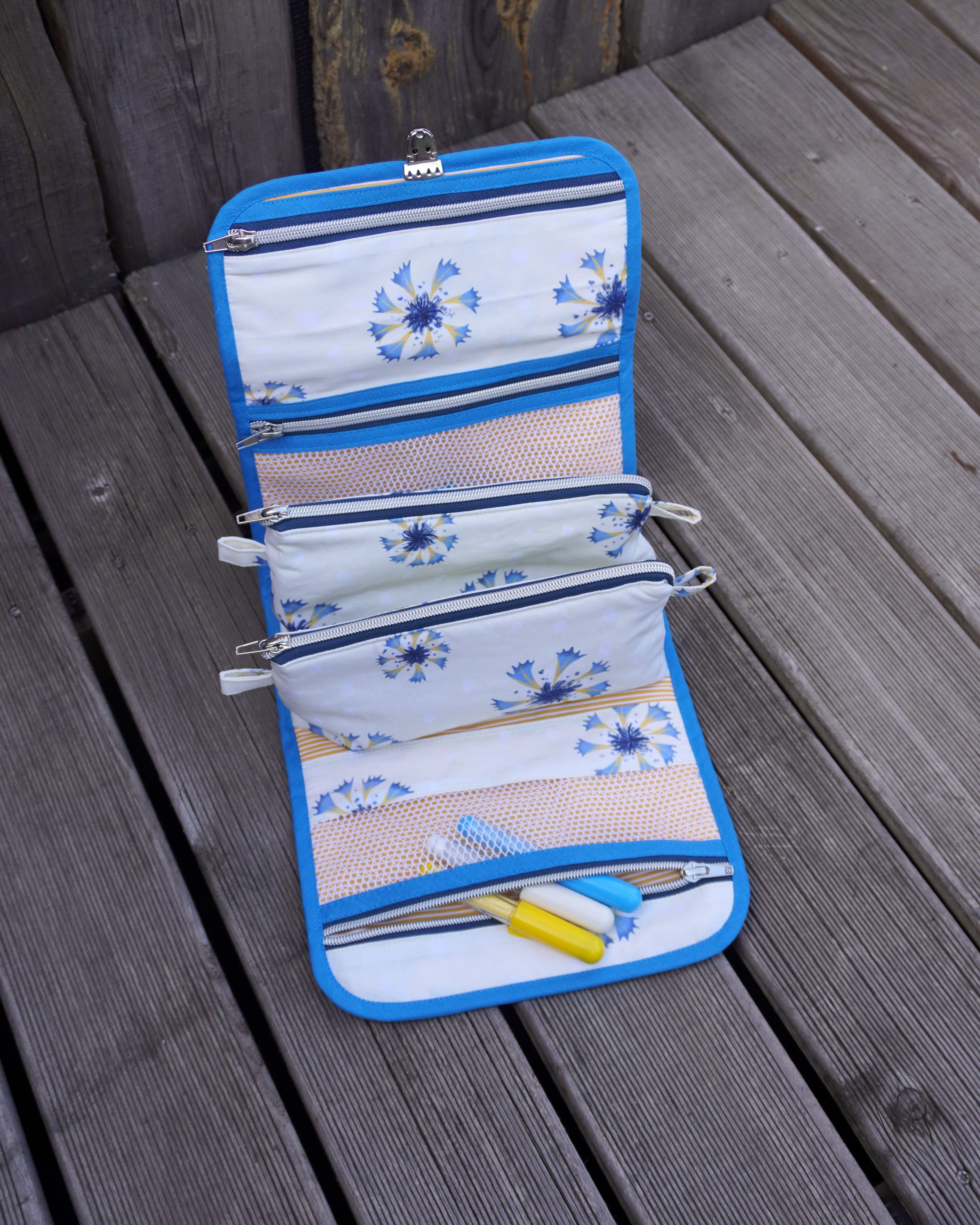 Organic fabric - Sommerwiese Karo blue