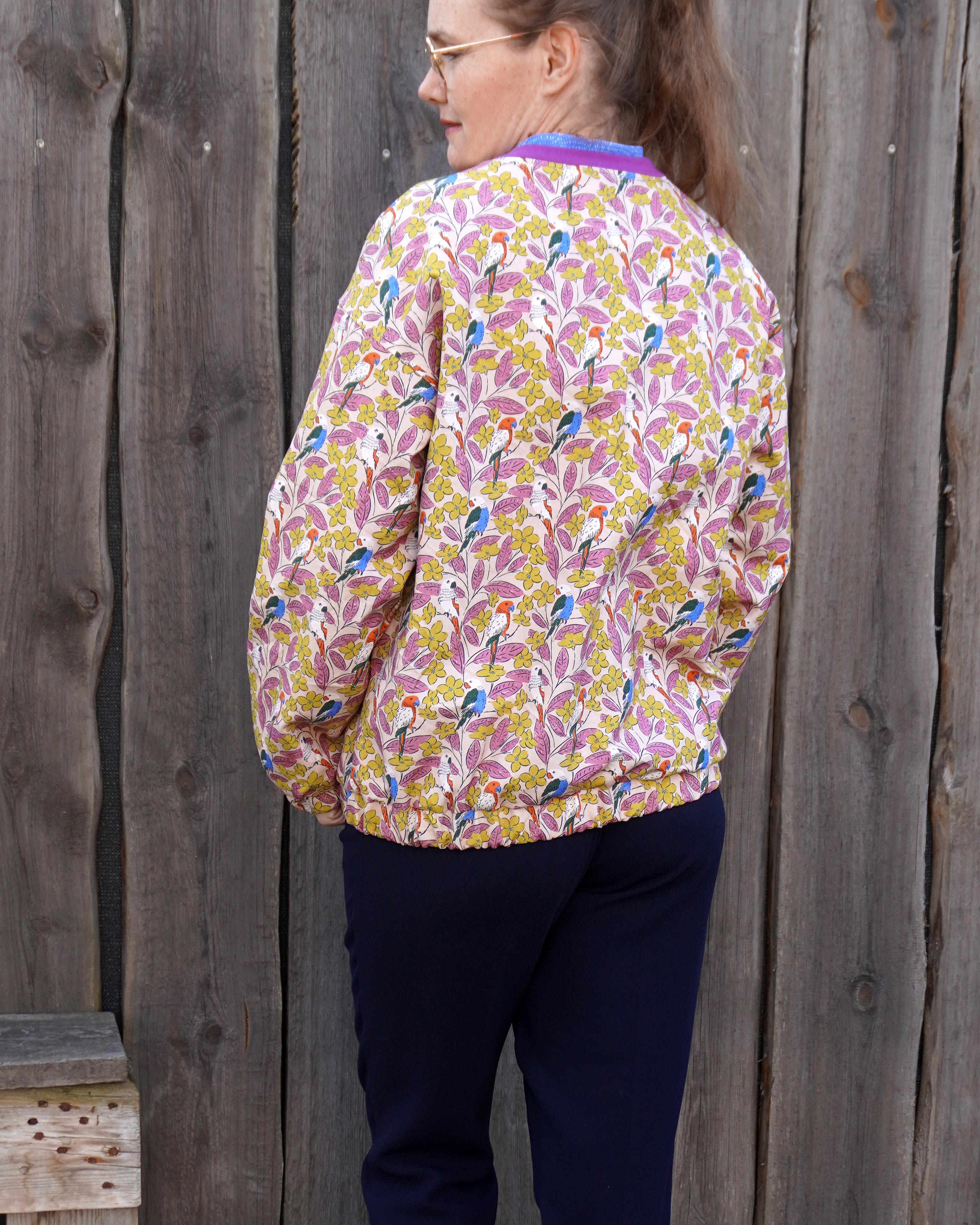 Organic fabric  -  Parrot Paradise