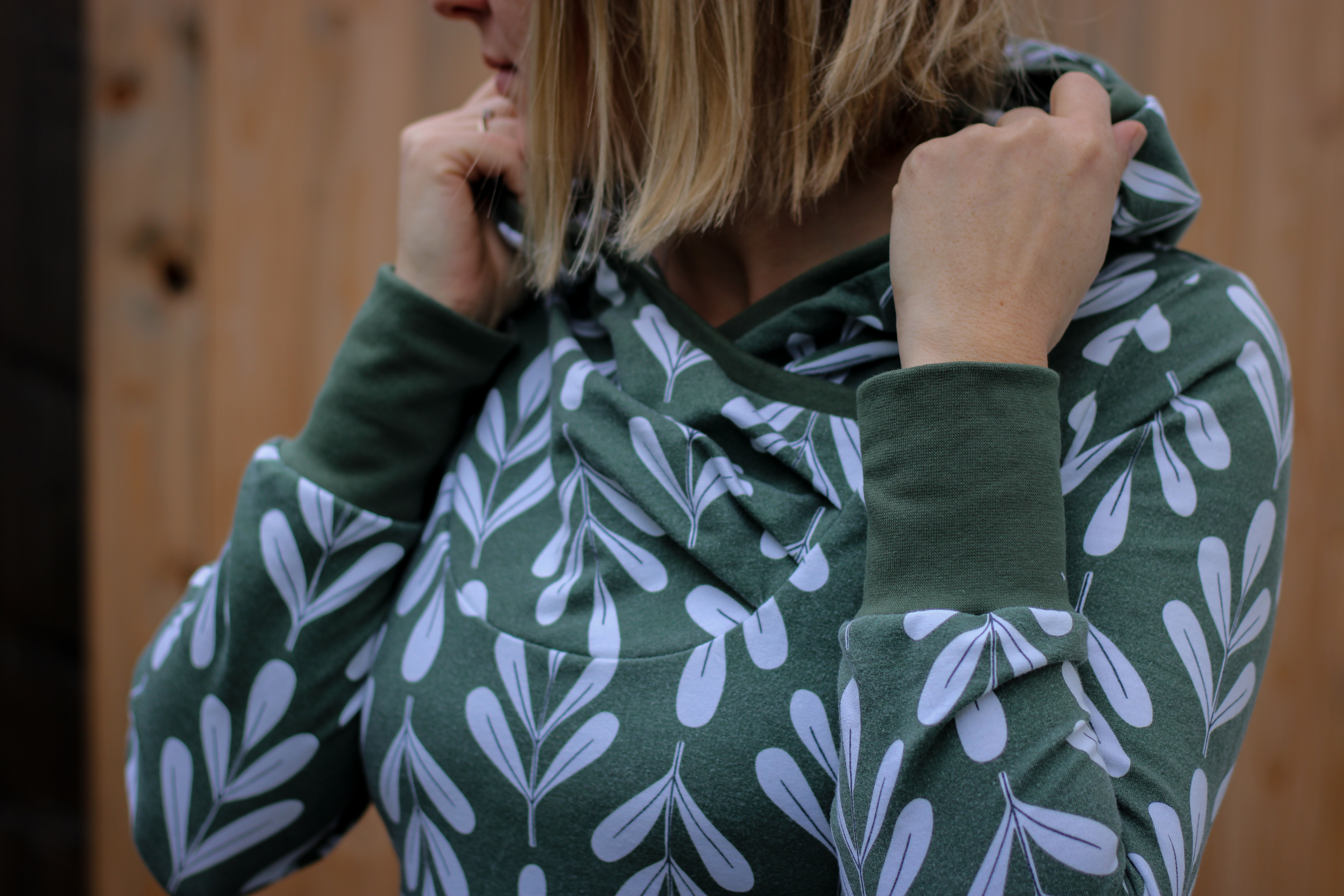 Bio Webware Stoff  - Zweig Beige Braun - KathrinWoo, Punkte, beige, 100% Bio-Baumwolle