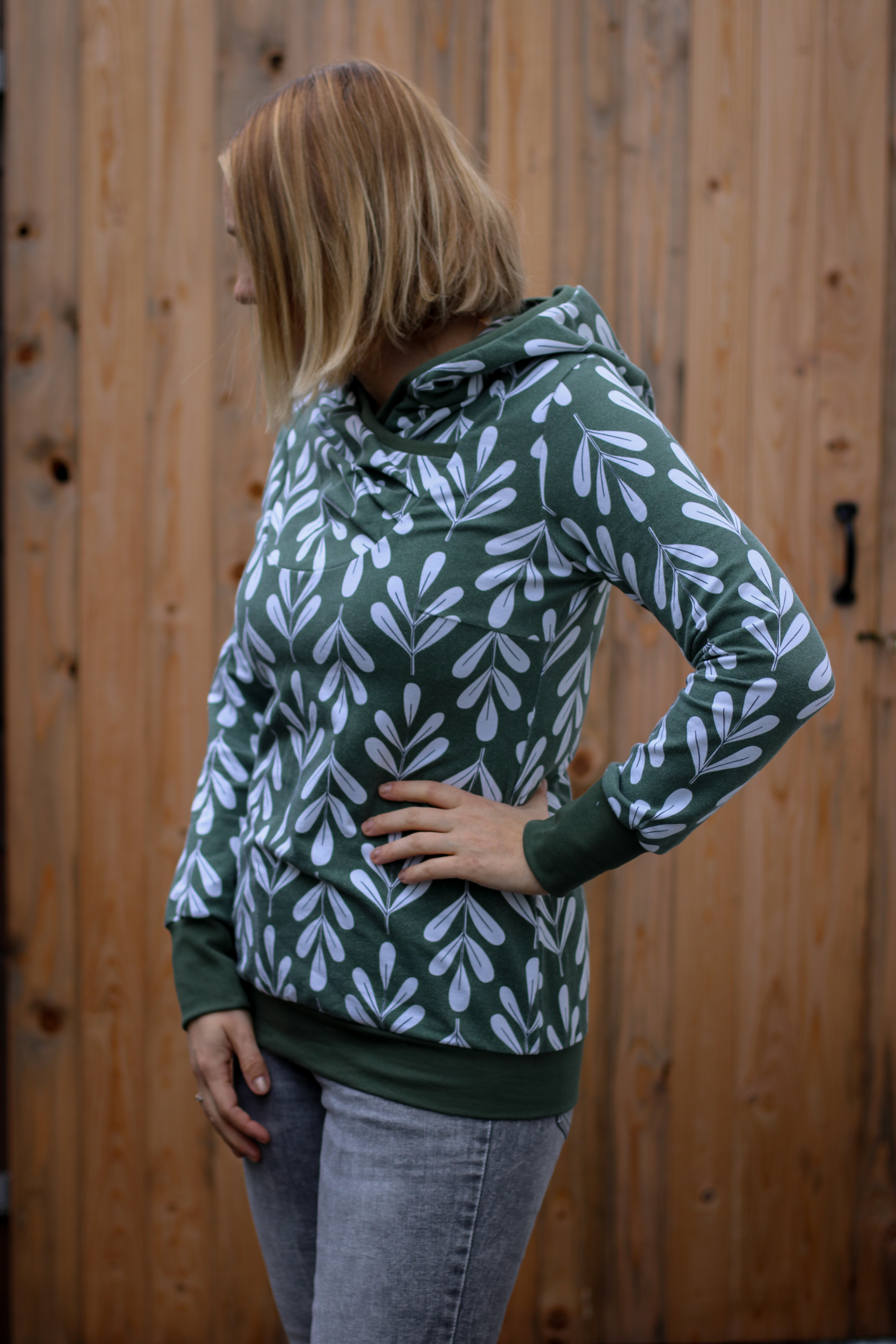 Bio Webware Stoff  - Zweig Beige Braun - KathrinWoo, Punkte, beige, 100% Bio-Baumwolle