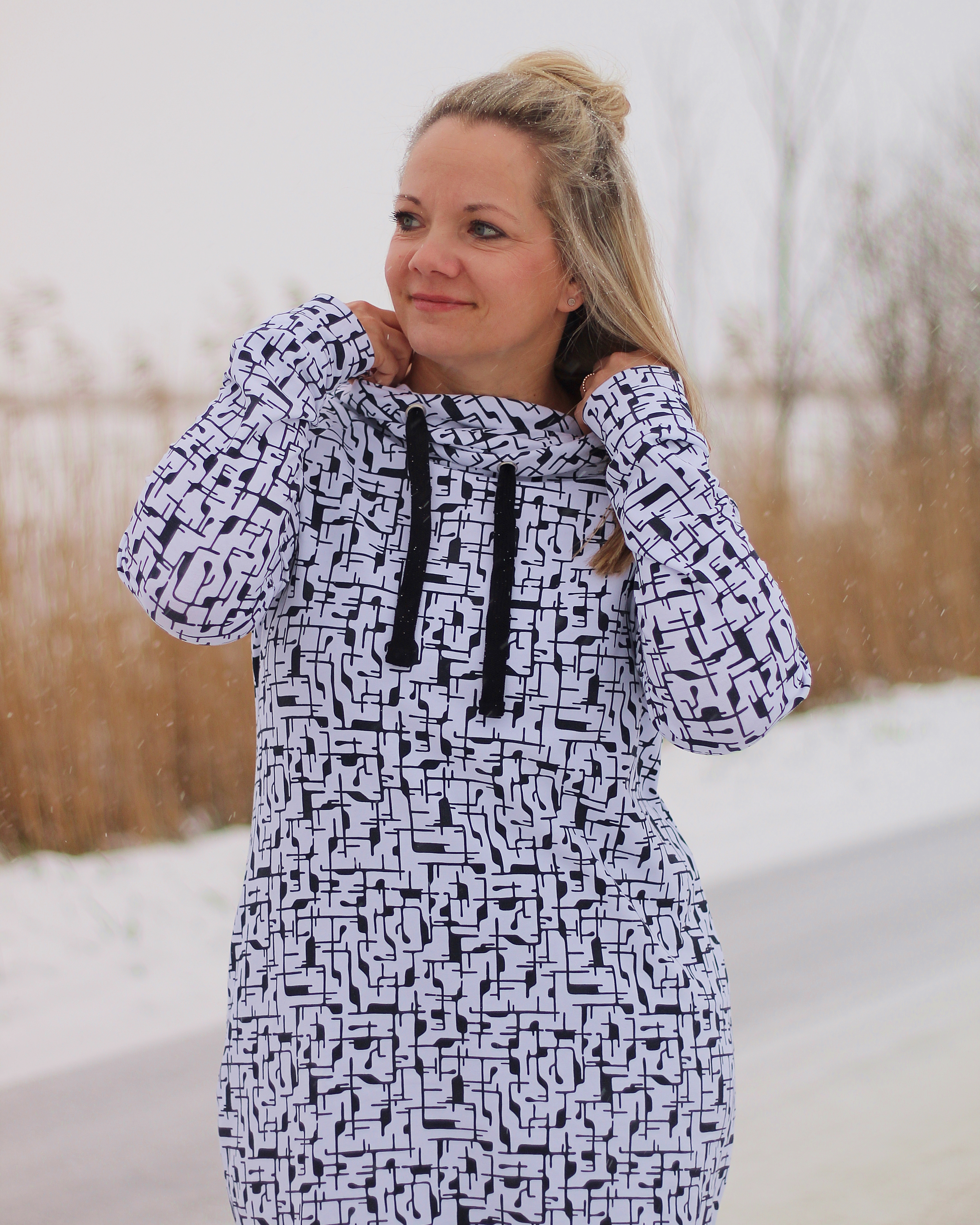 Bio Stoff  - Gleichklang Formen blau