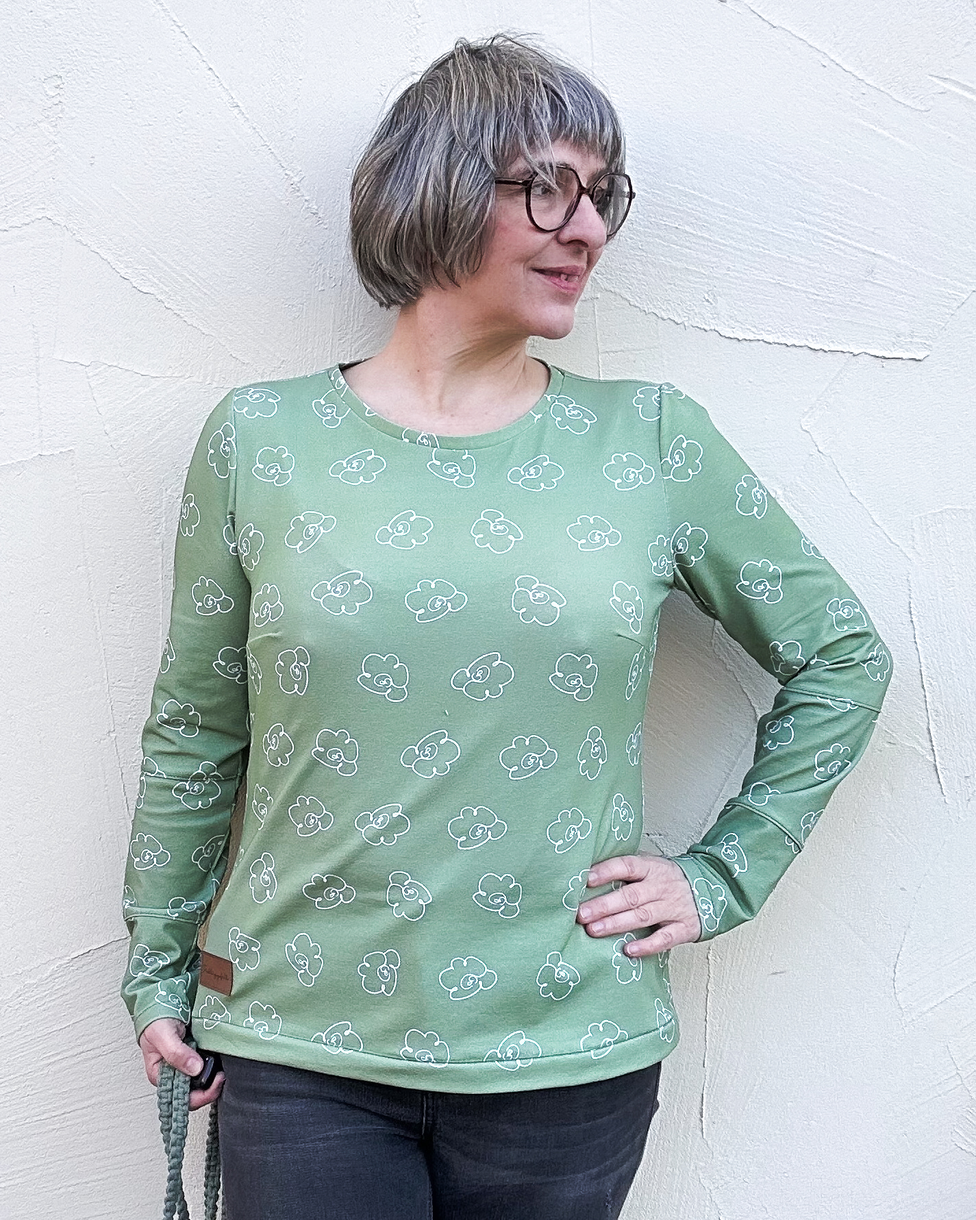 Bio Stoff  - Comic Flowers grün, klein