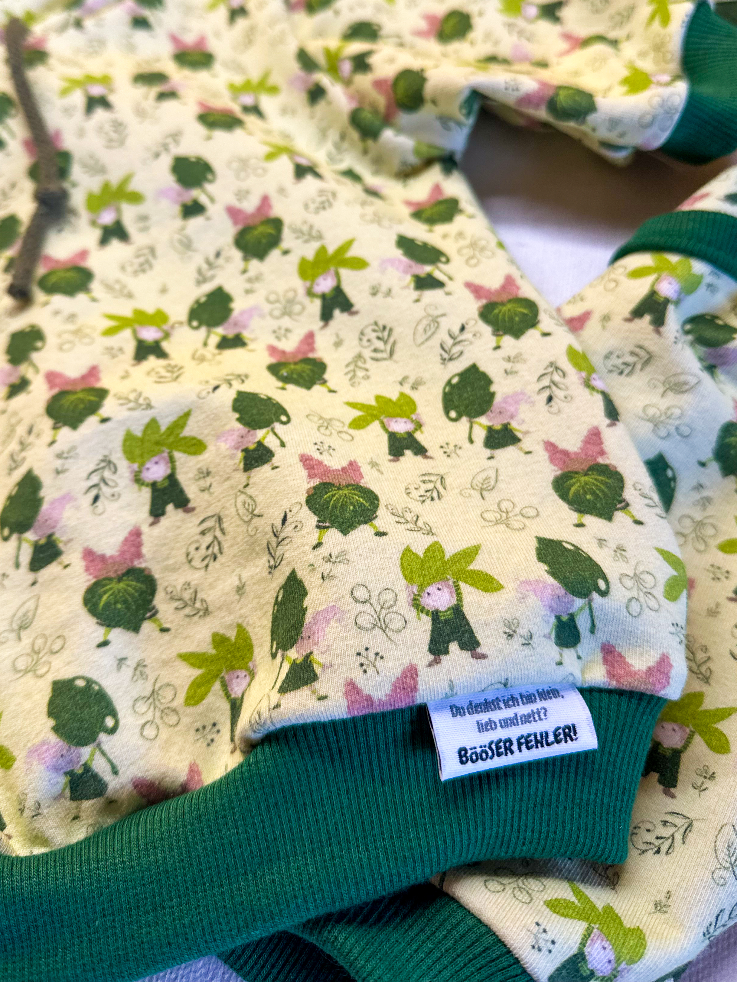 Bio Stoff  -  Botanical Fairytale beige, klein