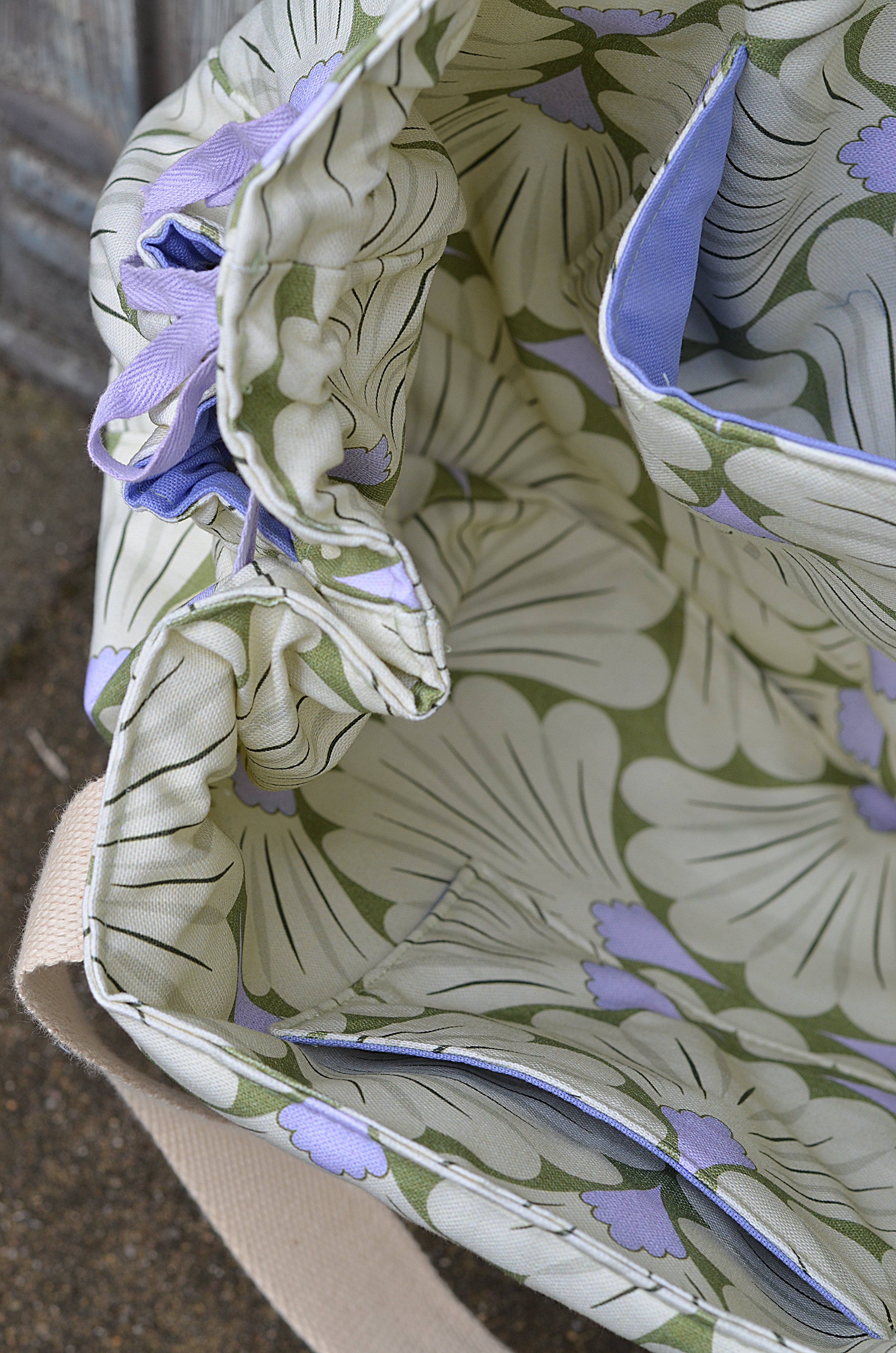 Organic fabric  -Märchenstunde Däumelinchen