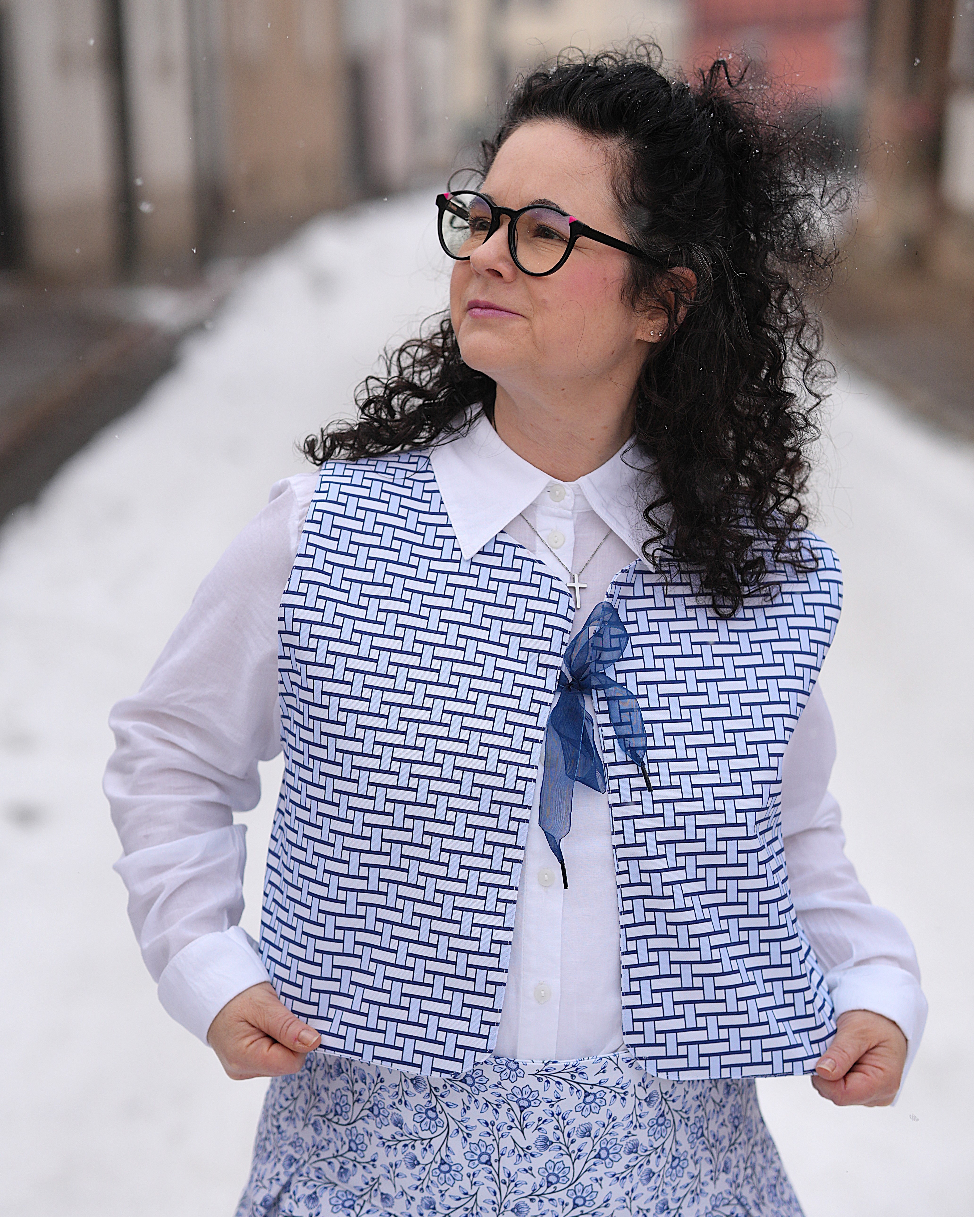 Organic Fabric  - Paisley Garden Woven Block blue