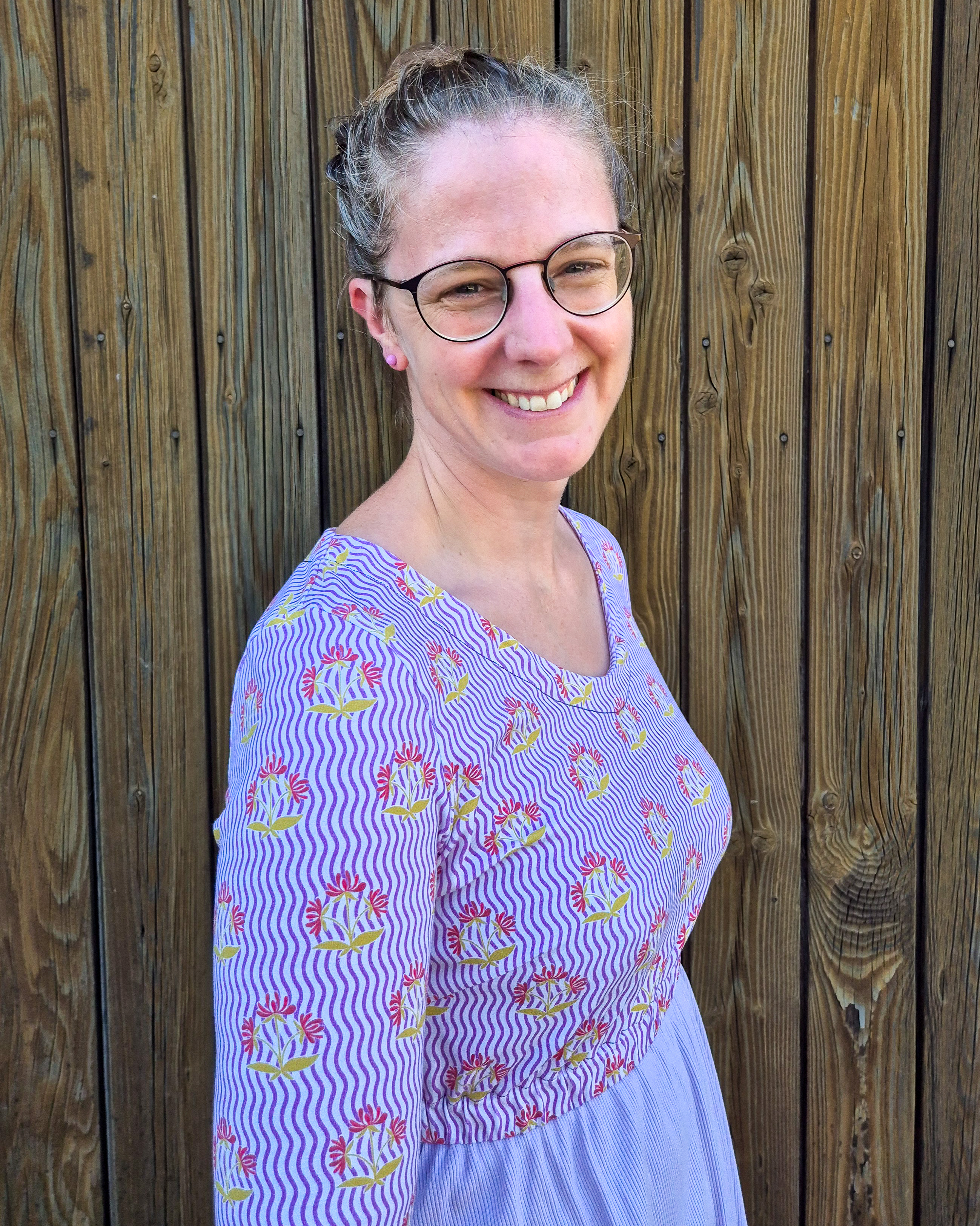 Bio Fabric -Spätsommerblumenmuster lilac