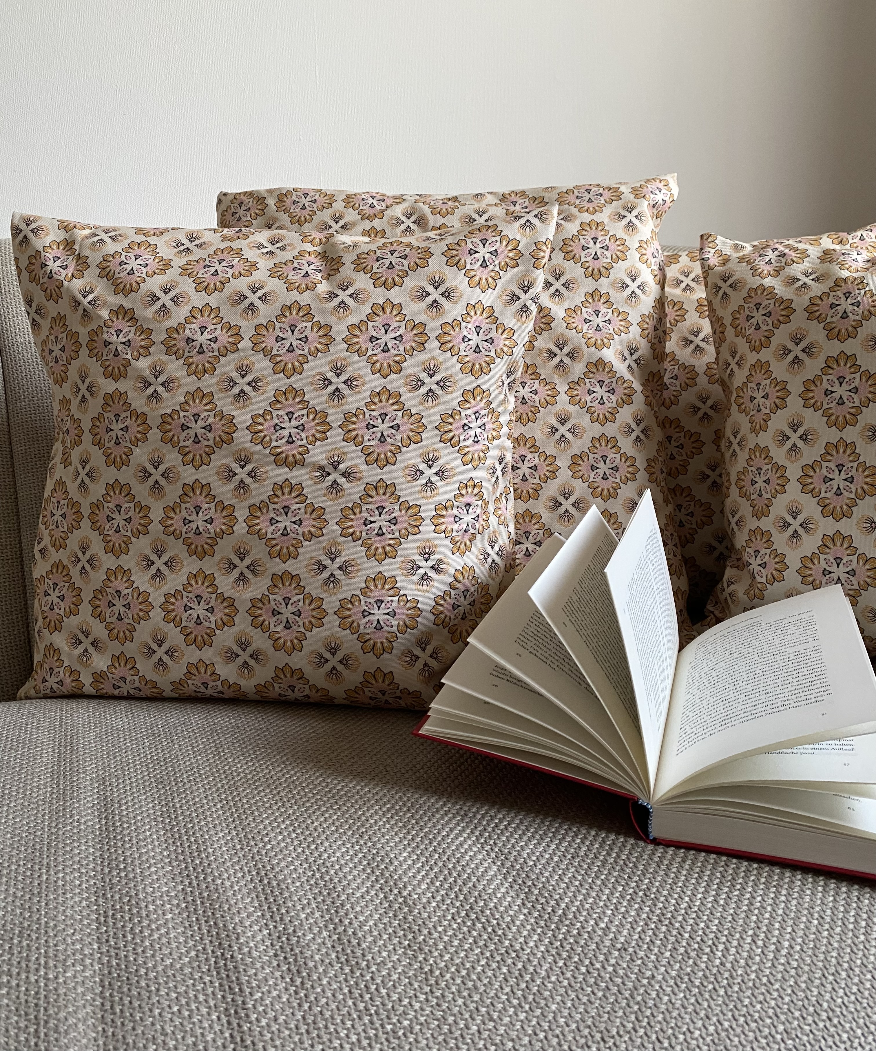 Organic Fabric  - Paisley Garden Kaleidoskop Beige