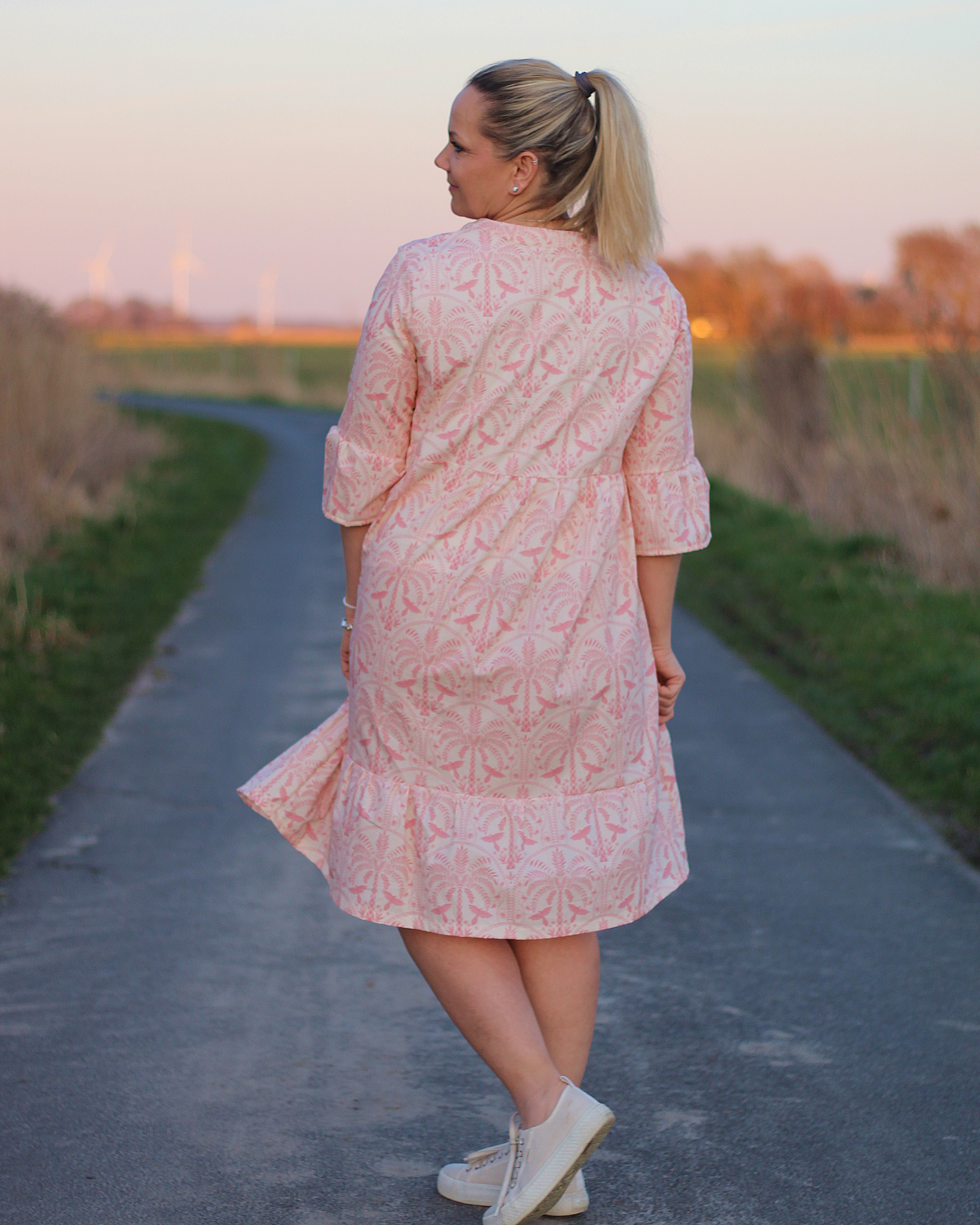 Bio Stoff  - Parrots and Palms pink