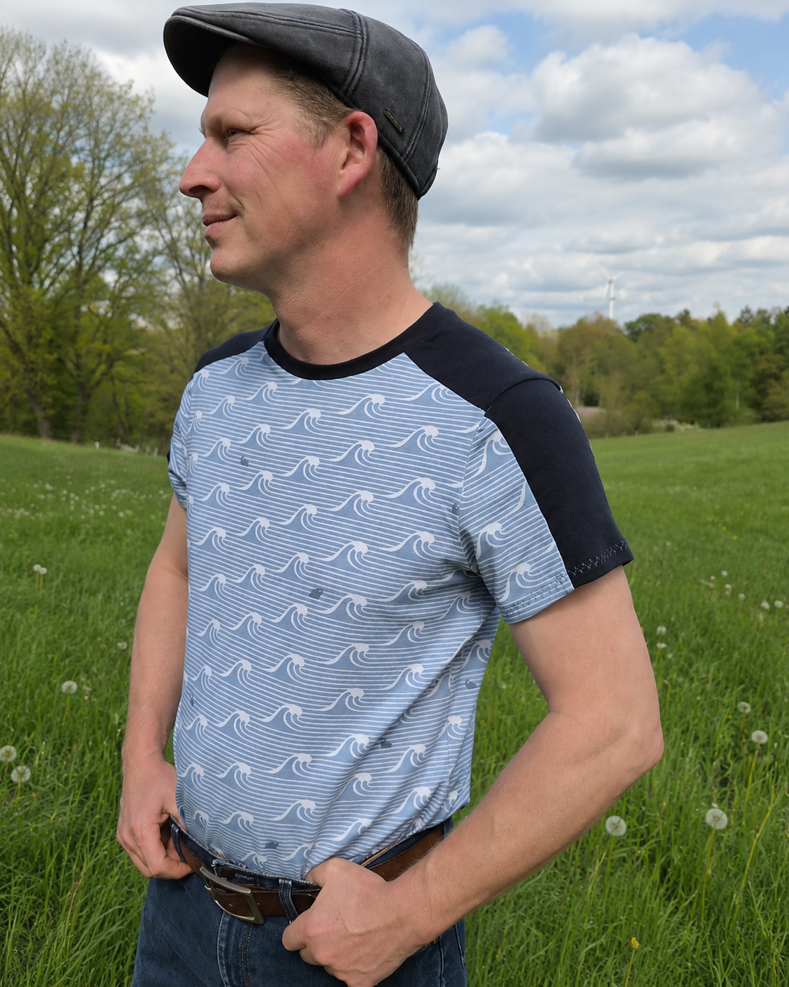 Organic fabric  - Wellengang mit Fisch 