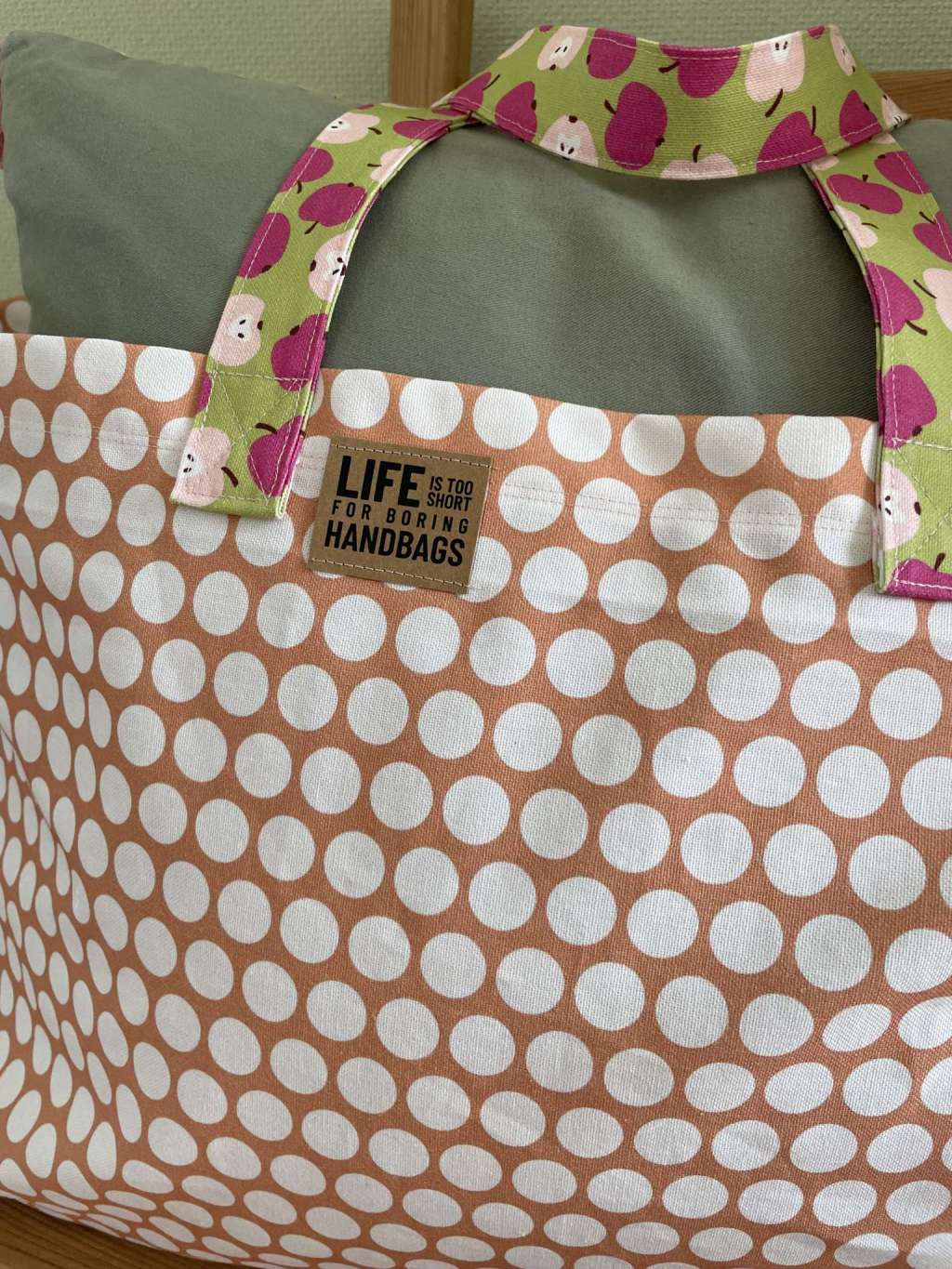 Bio Fabric - Dots Lilac by Andrea Liesert in pink