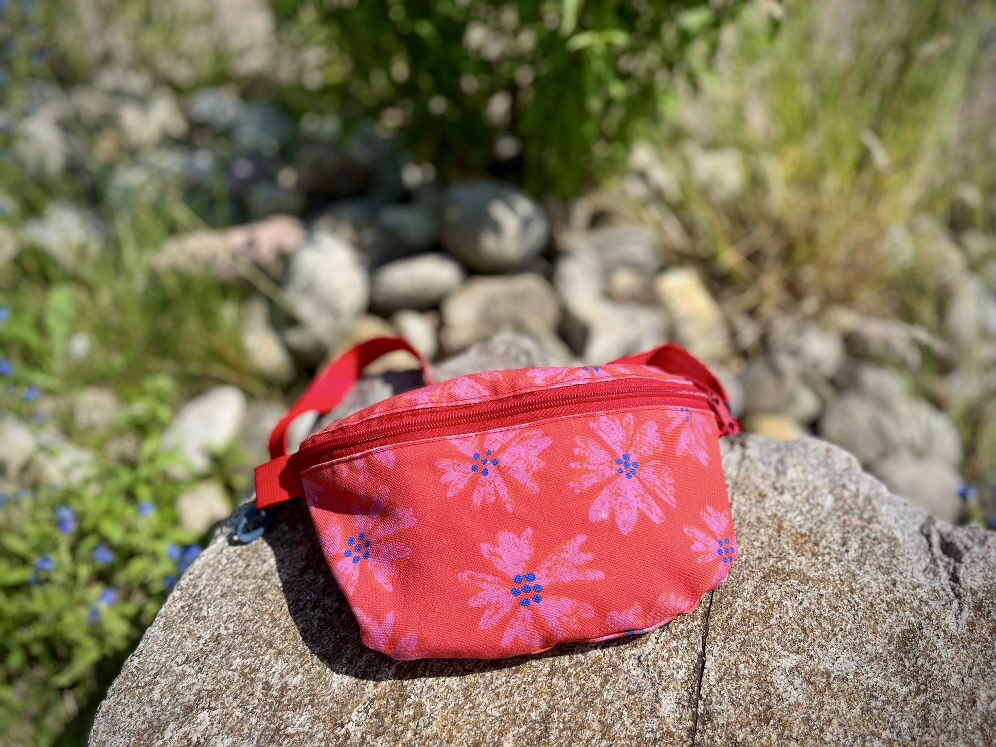 Bio Summersweat Stoff - Flammentanz - Sanktwerk, Floral & Blumen, rot, Breite 150 cm Bio Summersweat Stoff - Flammentanz - Sanktwerk, Floral & Blumen, rot, Breite 150 cm