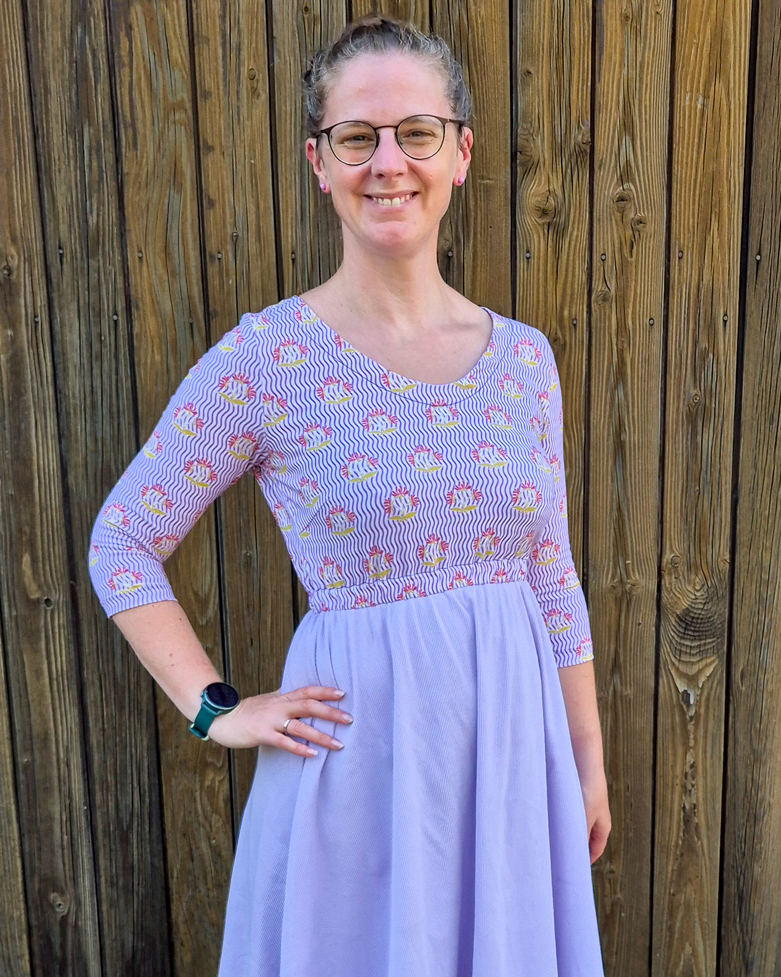 Bio Fabric -Spätsommerblumenmuster lilac