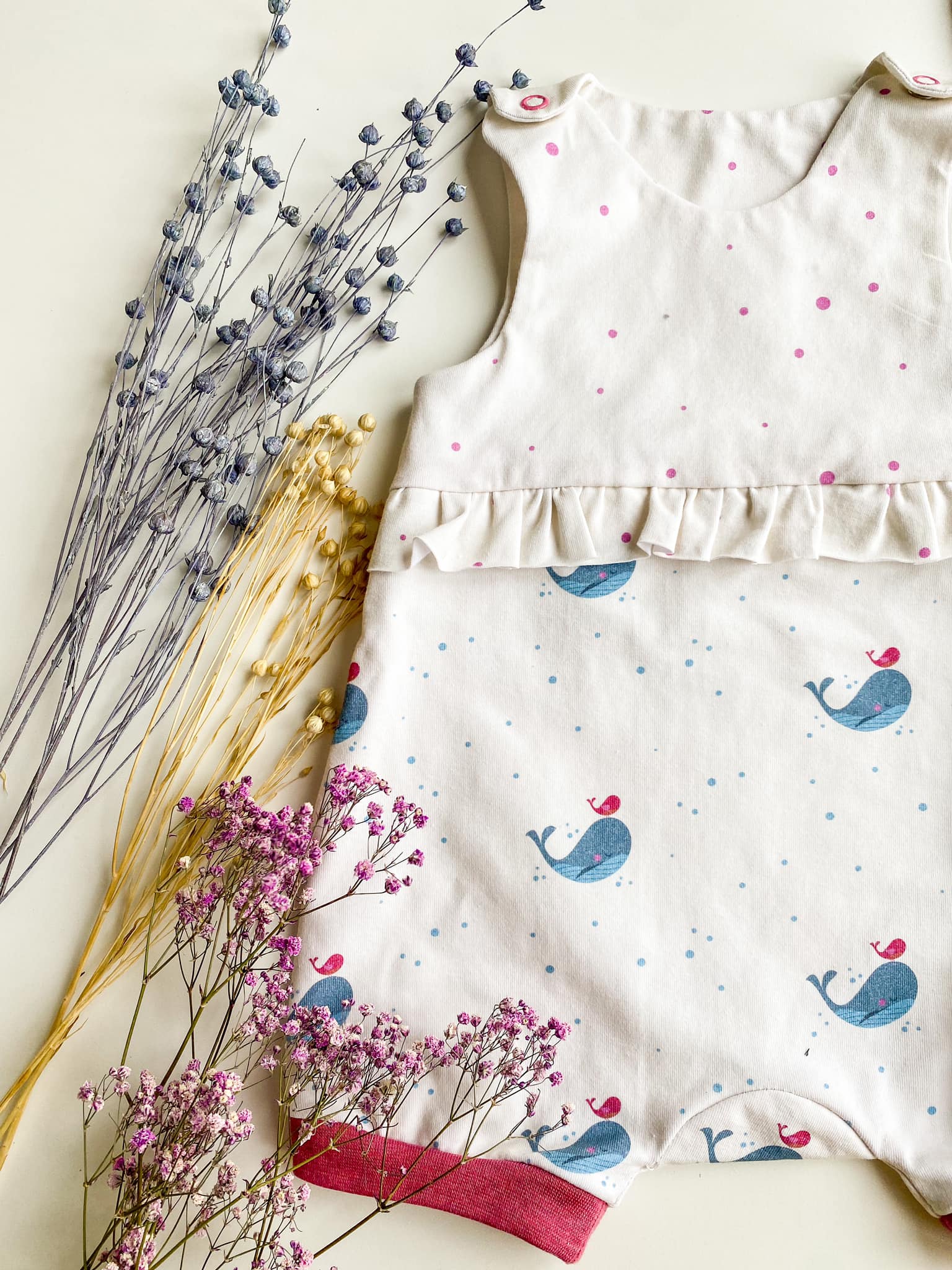 Scuba Stoff  -  Blubber  - LisaSanders, creme, Punkte, blau, Breite 150 cm