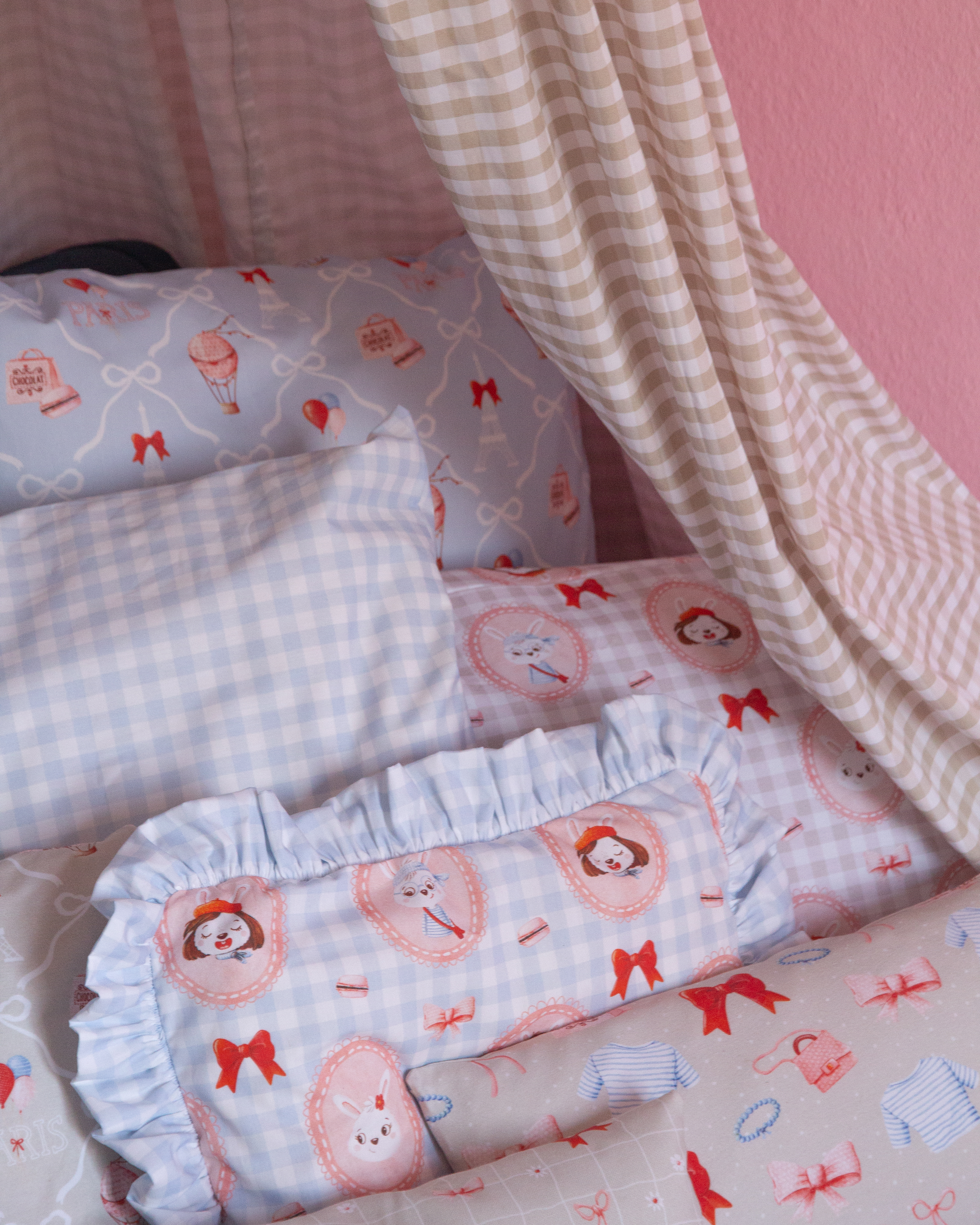 Scuba Stoff  - Süße Abenteuer Shoppingtour hellblau