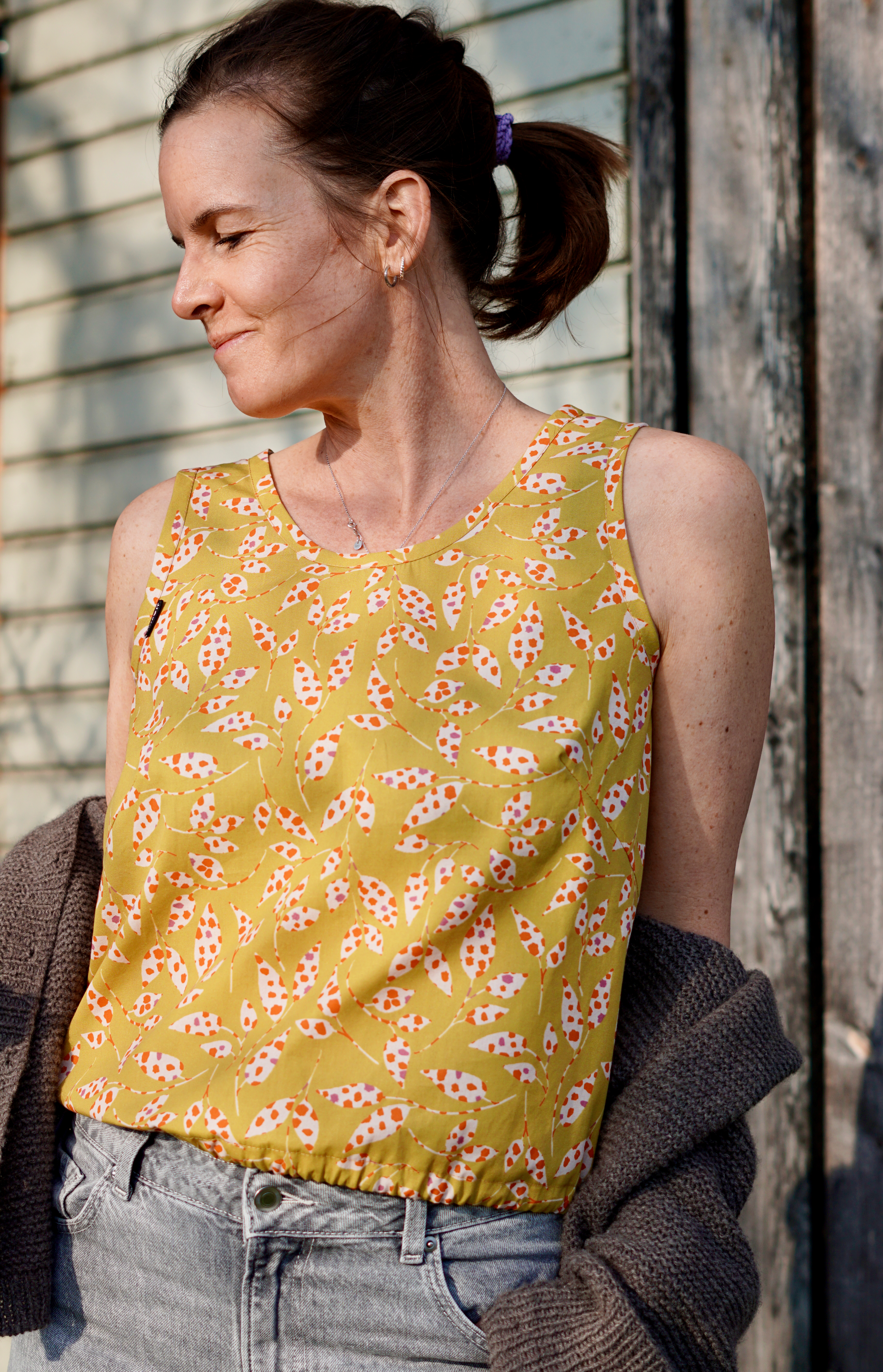 Organic fabric  -  Leopard Leaves mustard