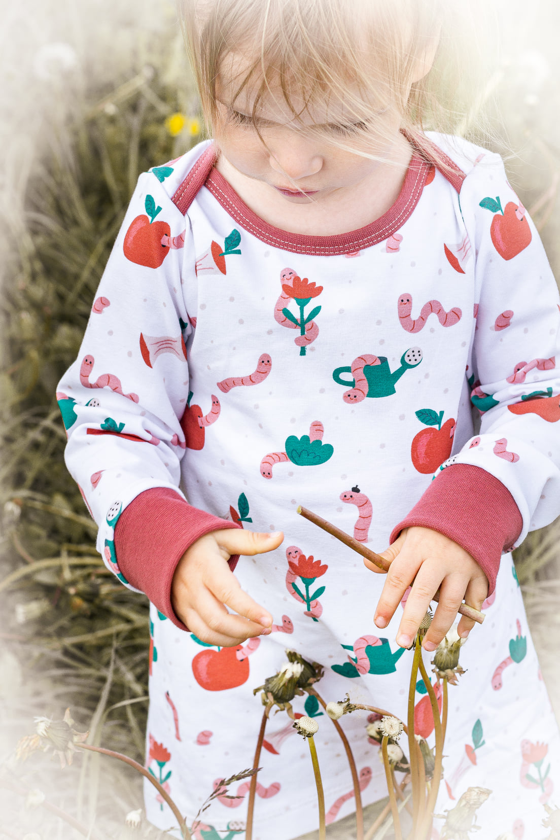 Organic fabric - Friendly Worms