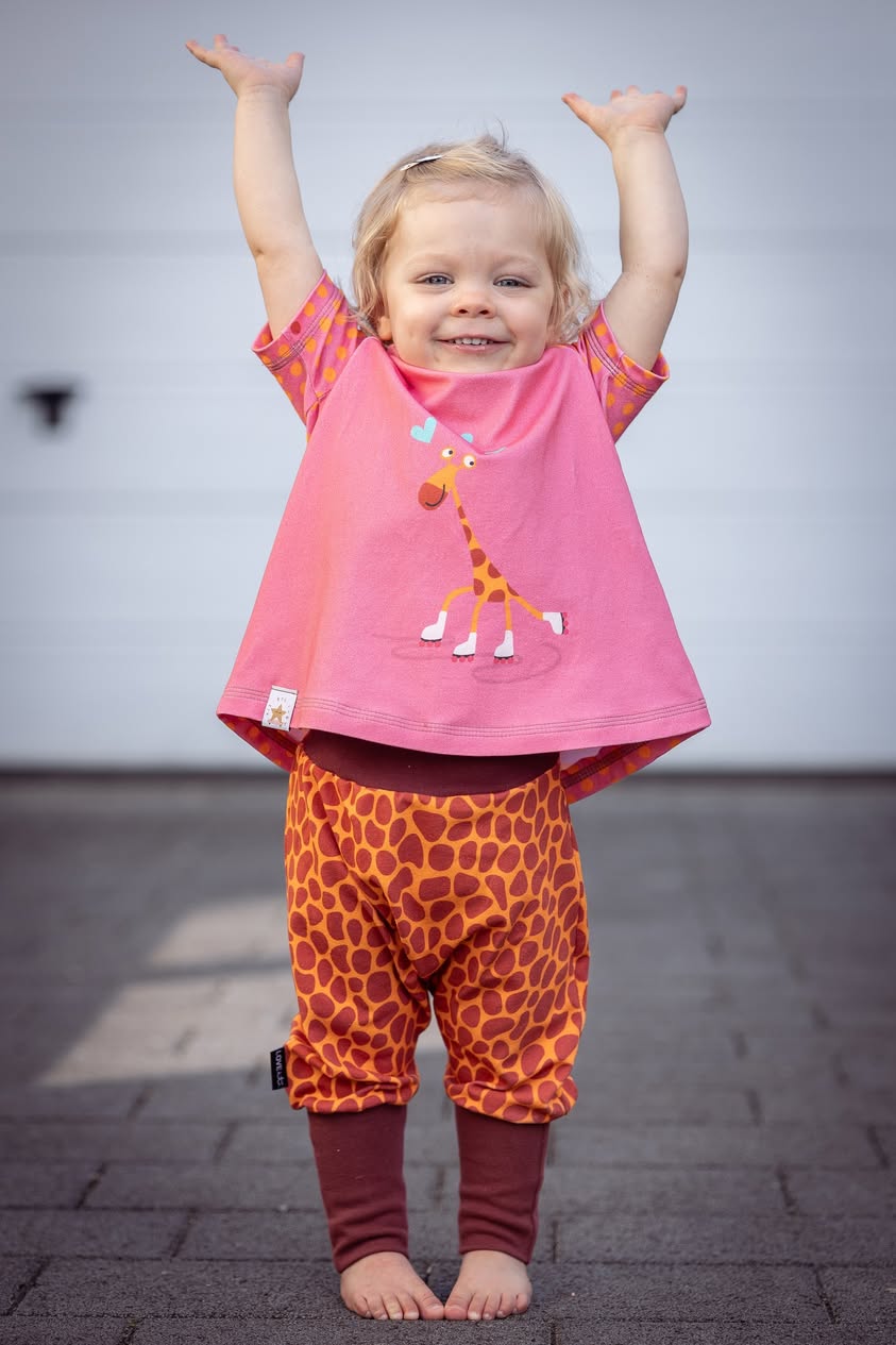 Bio Webware Stoff  -  50 cm Panel Rollf  - Fummelhummel, Tiere, blau, grün, 100% Bio-Baumwolle