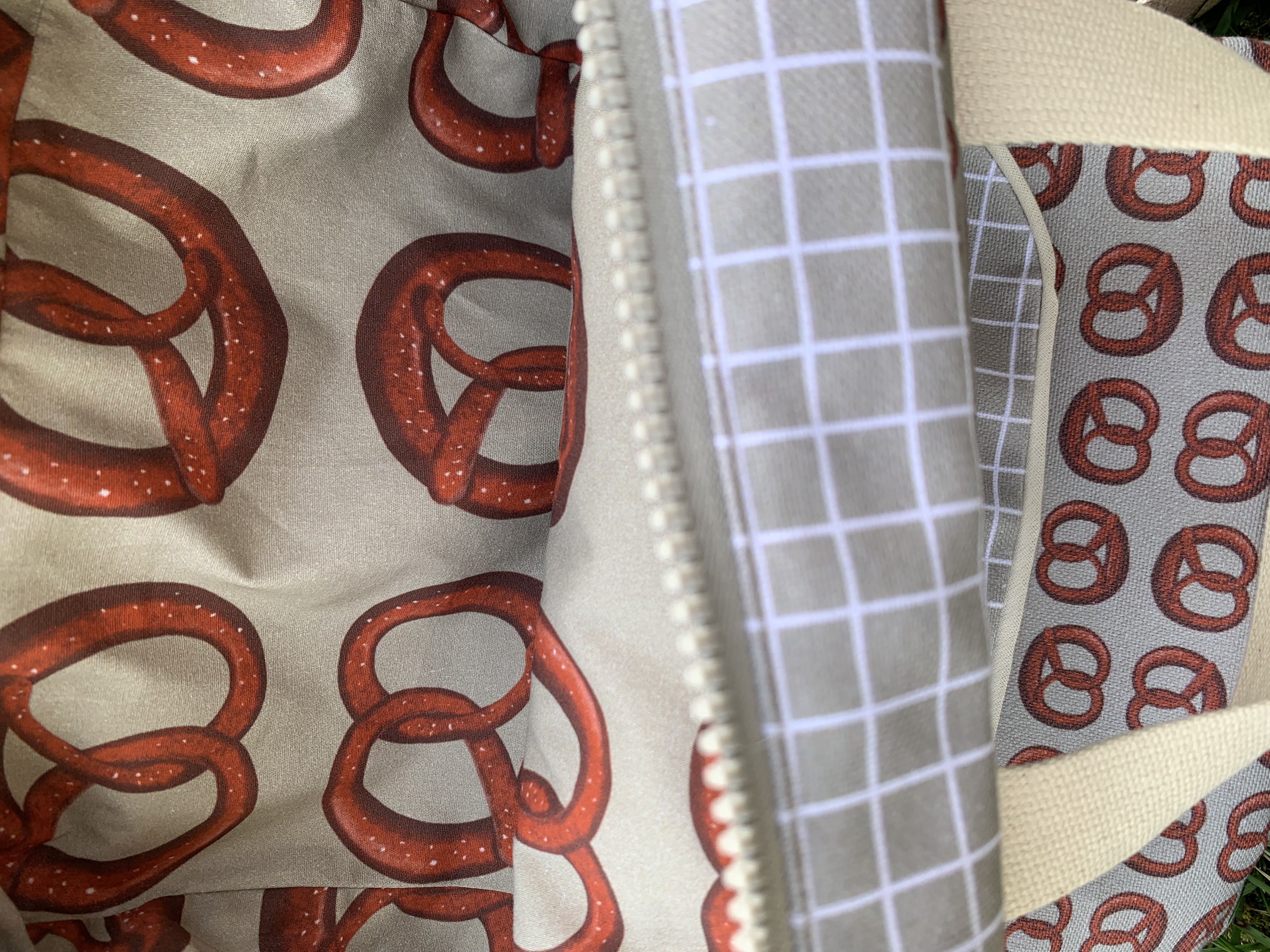 Bio Stoff  -  Volksfestbrezen beige