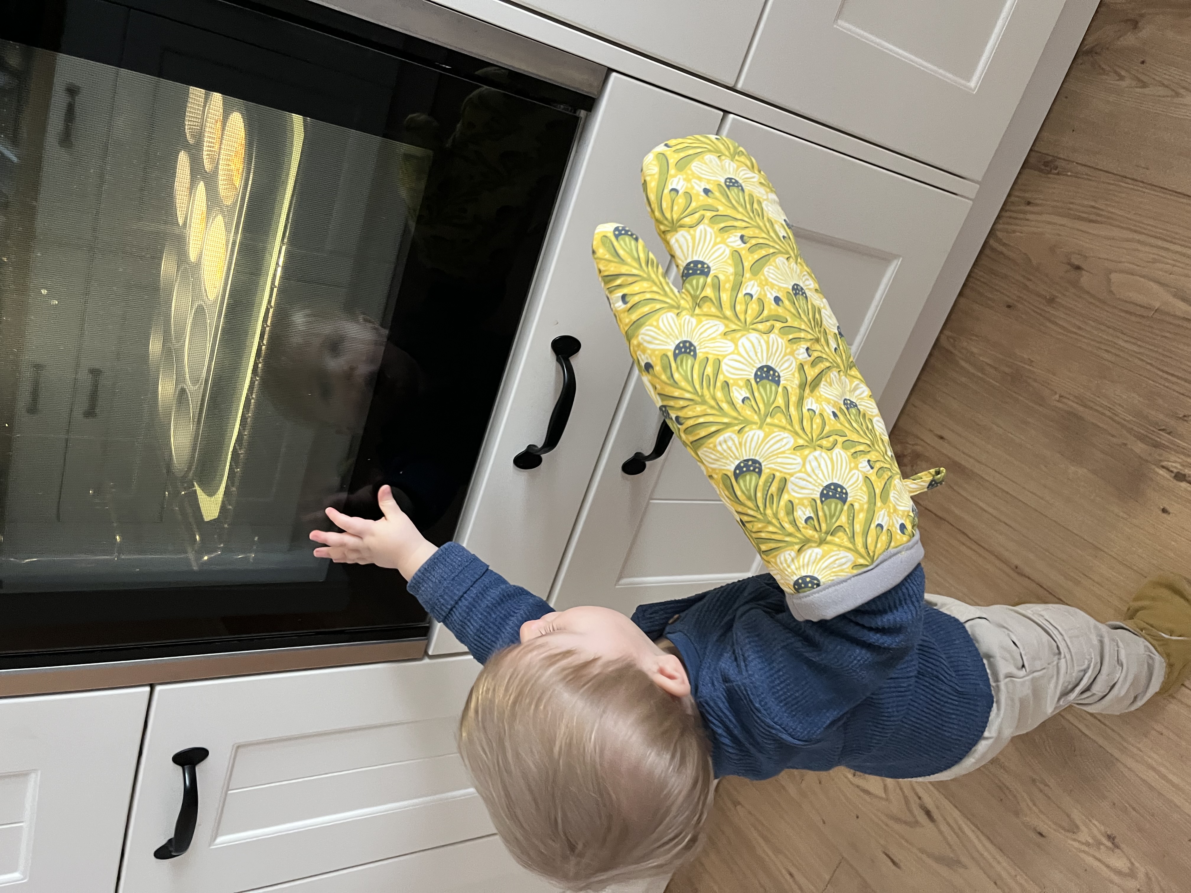 Bio Stoff - Morgenlicht Blumenranke gelb