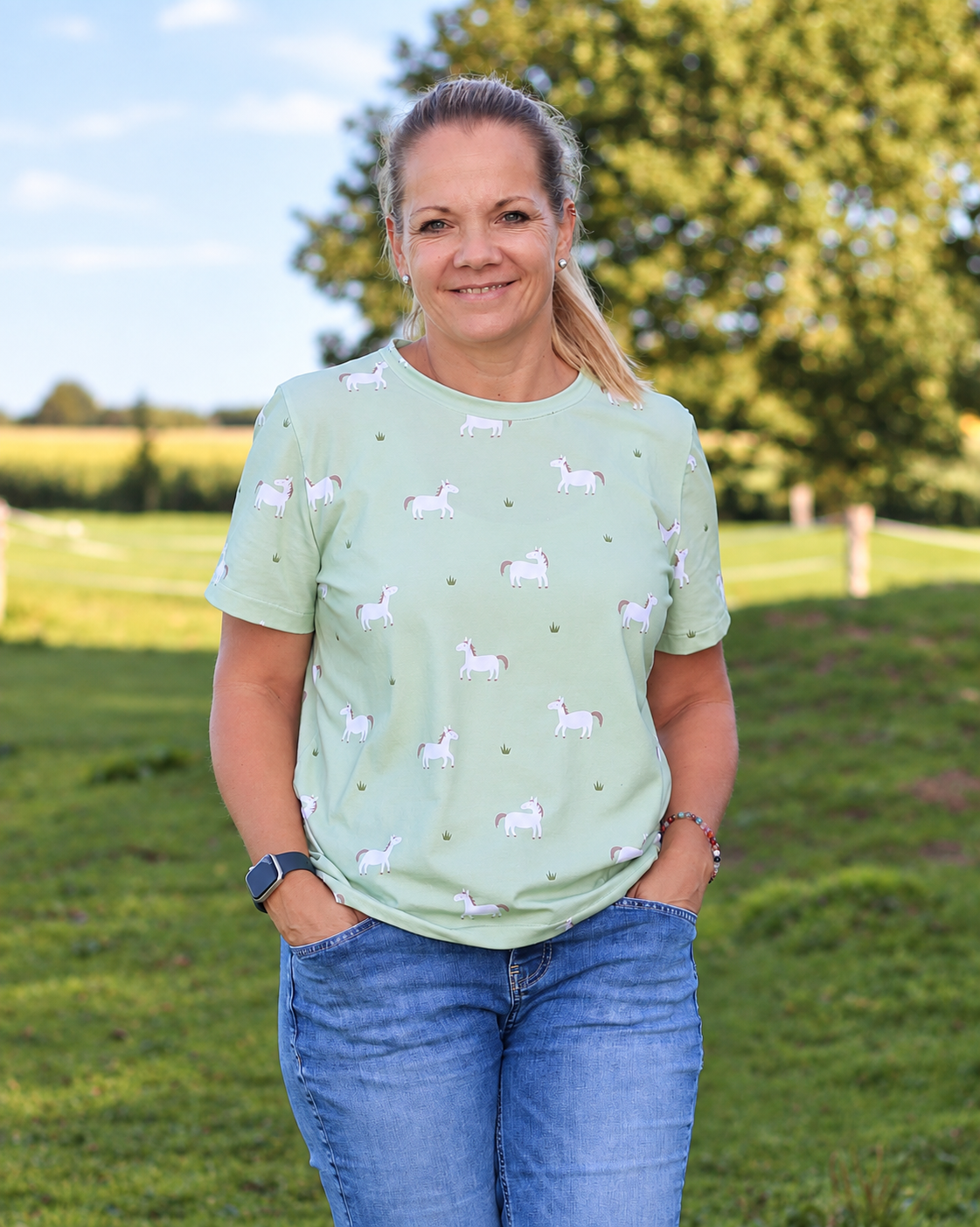 Organic fabric - Pferde im Grünen