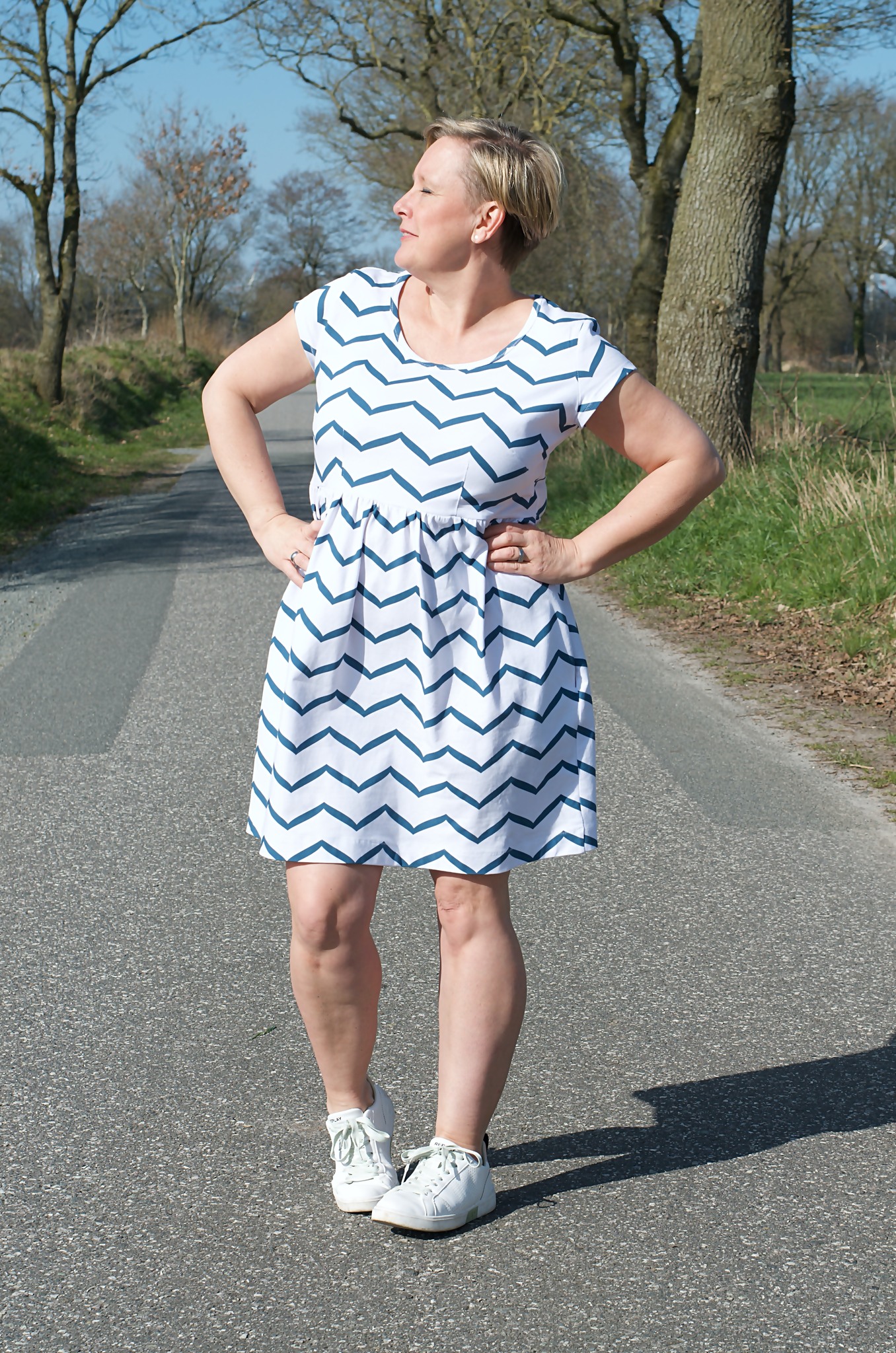 Bio Stoff  -  Zick Zack creme, blau
