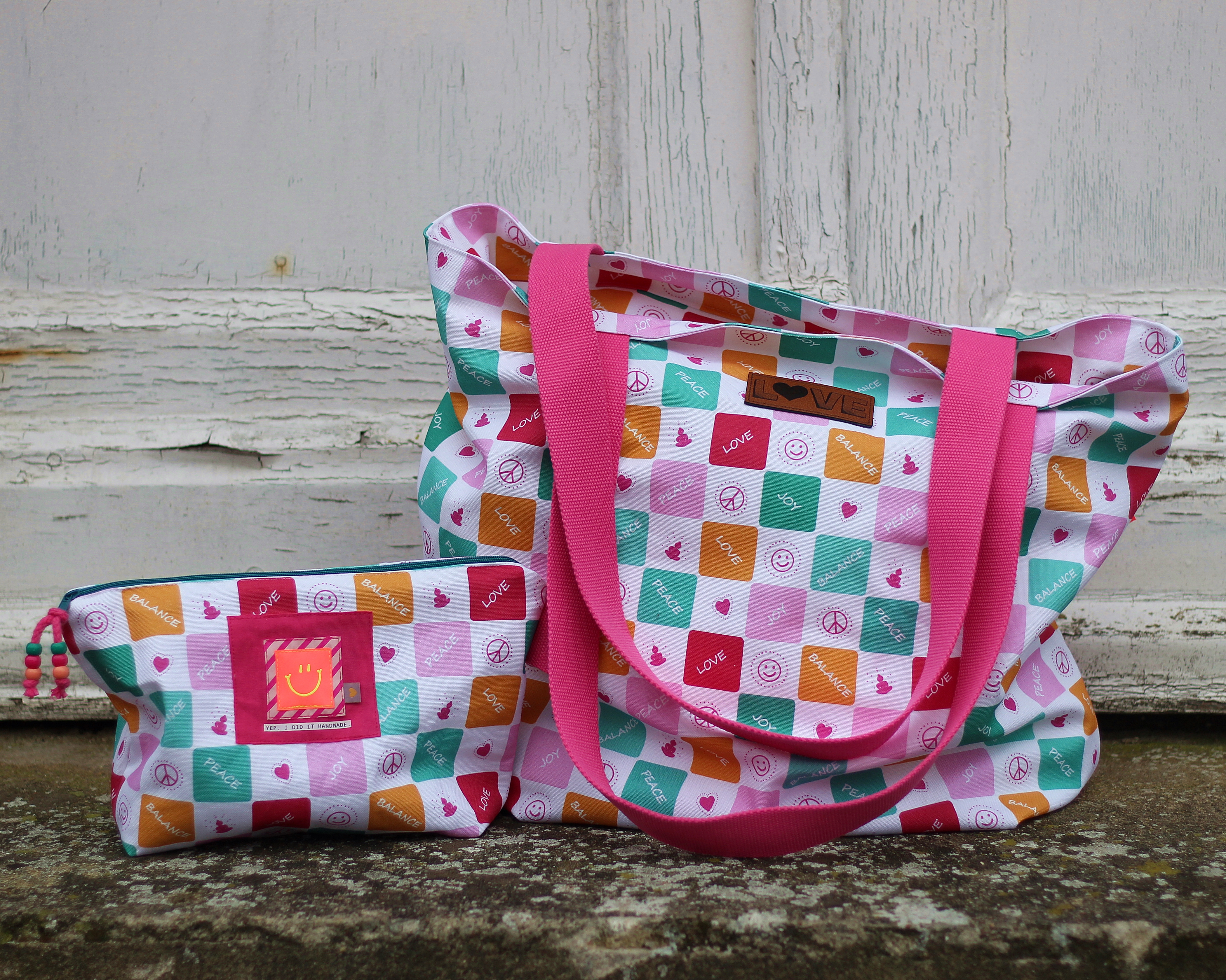 Organic Fabric  - Love Peace Joy Bunt