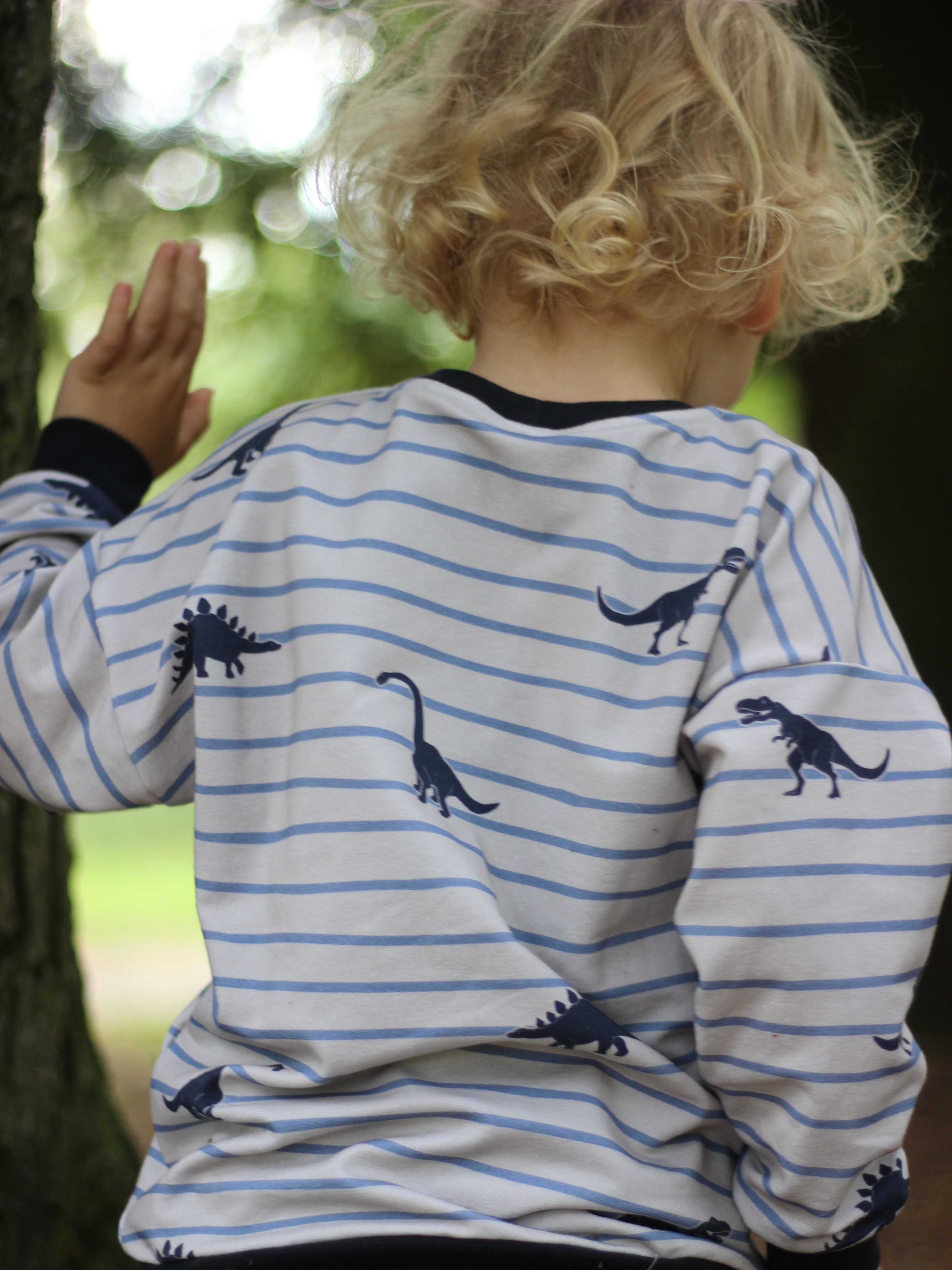 Bio Stoff  - Dino Stripes blau